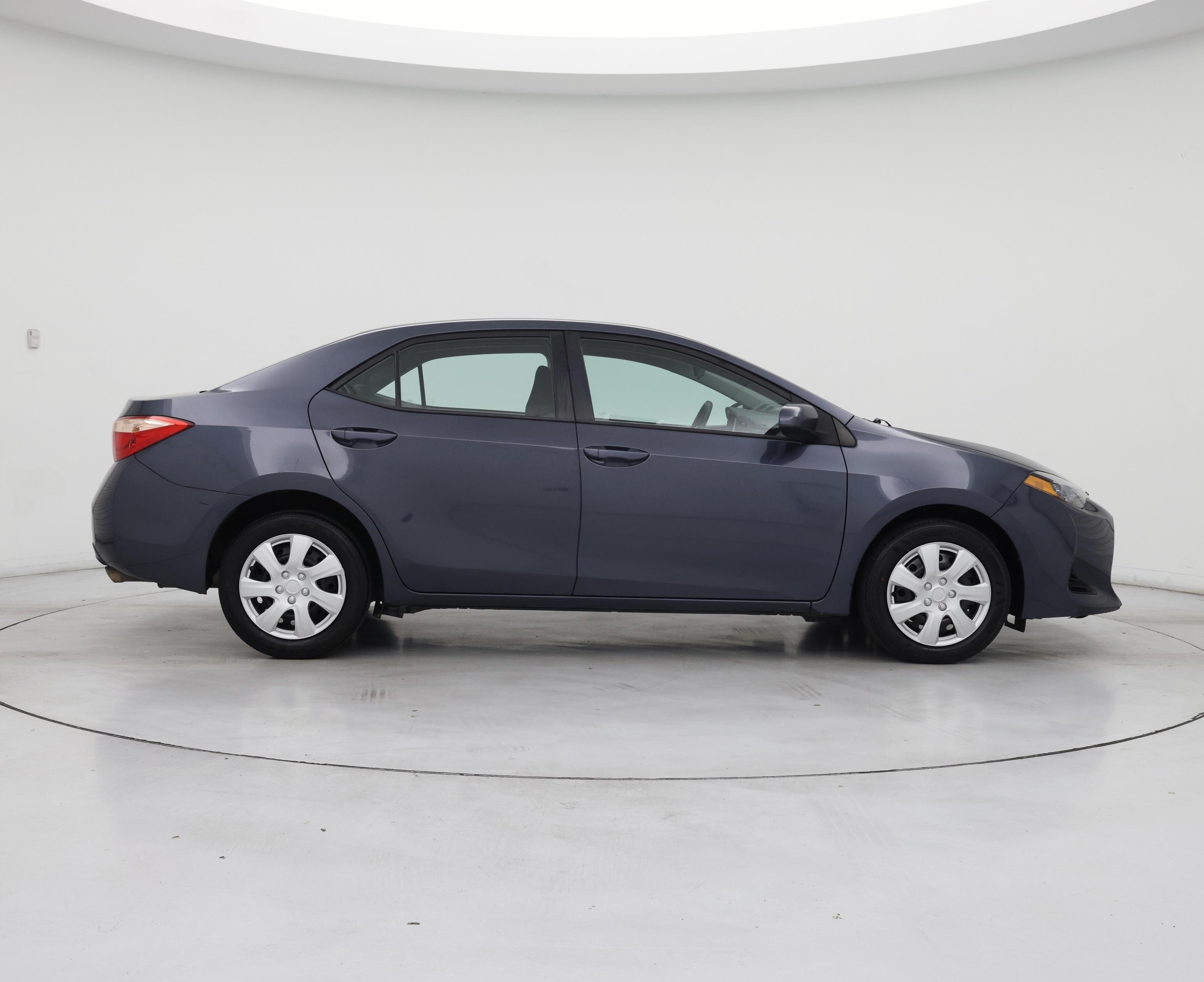Thumbnail: 2018 Toyota Corolla - 7
