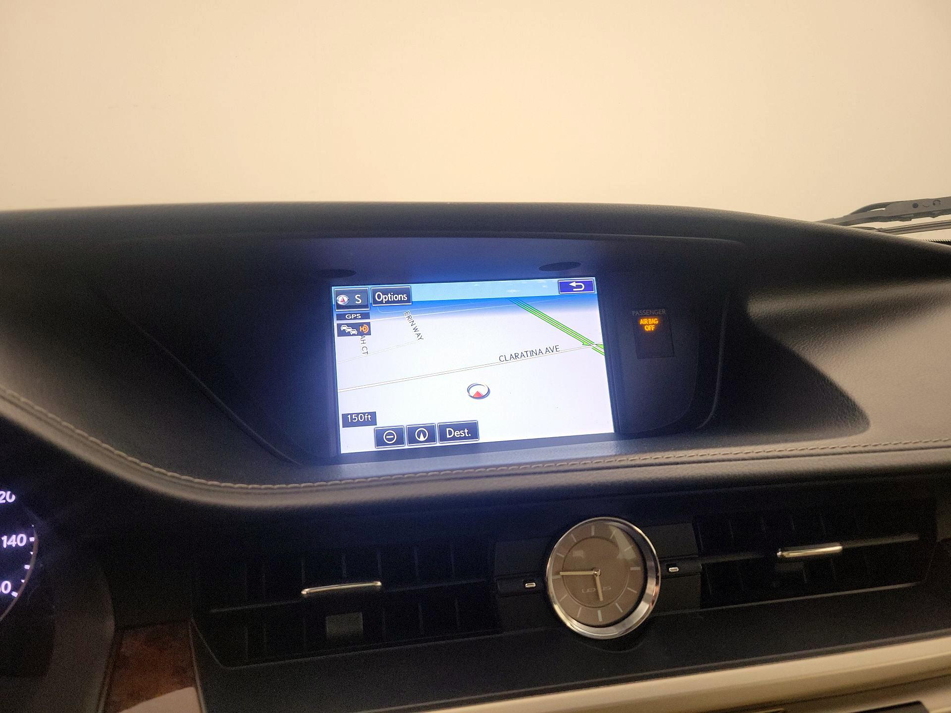 Thumbnail: 2015 Lexus ES - 14