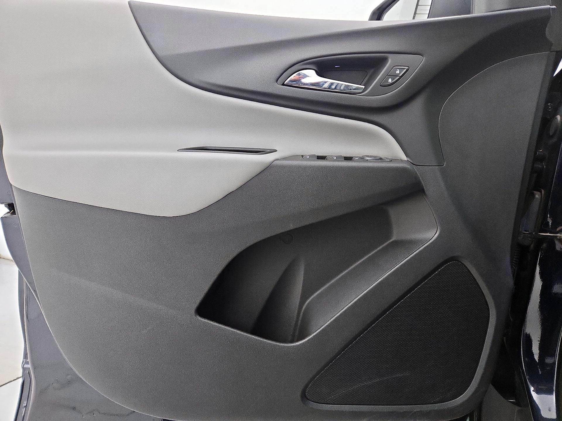 Thumbnail: 2021 Chevrolet Equinox - 12