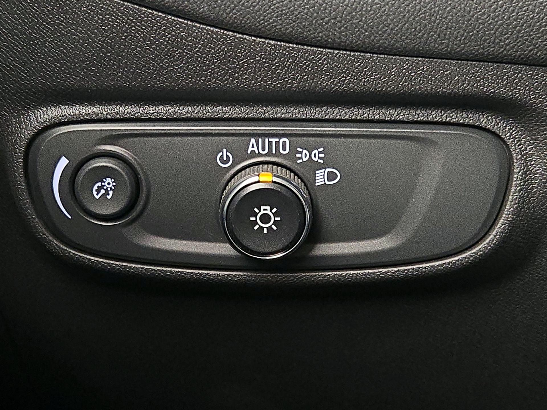 Thumbnail: 2021 Chevrolet Equinox - 13