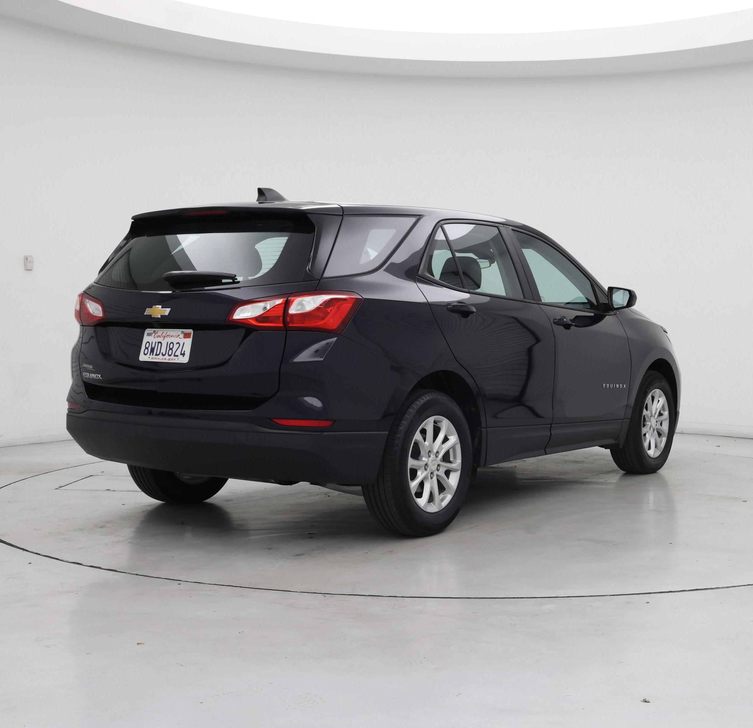 Thumbnail: 2021 Chevrolet Equinox - 8