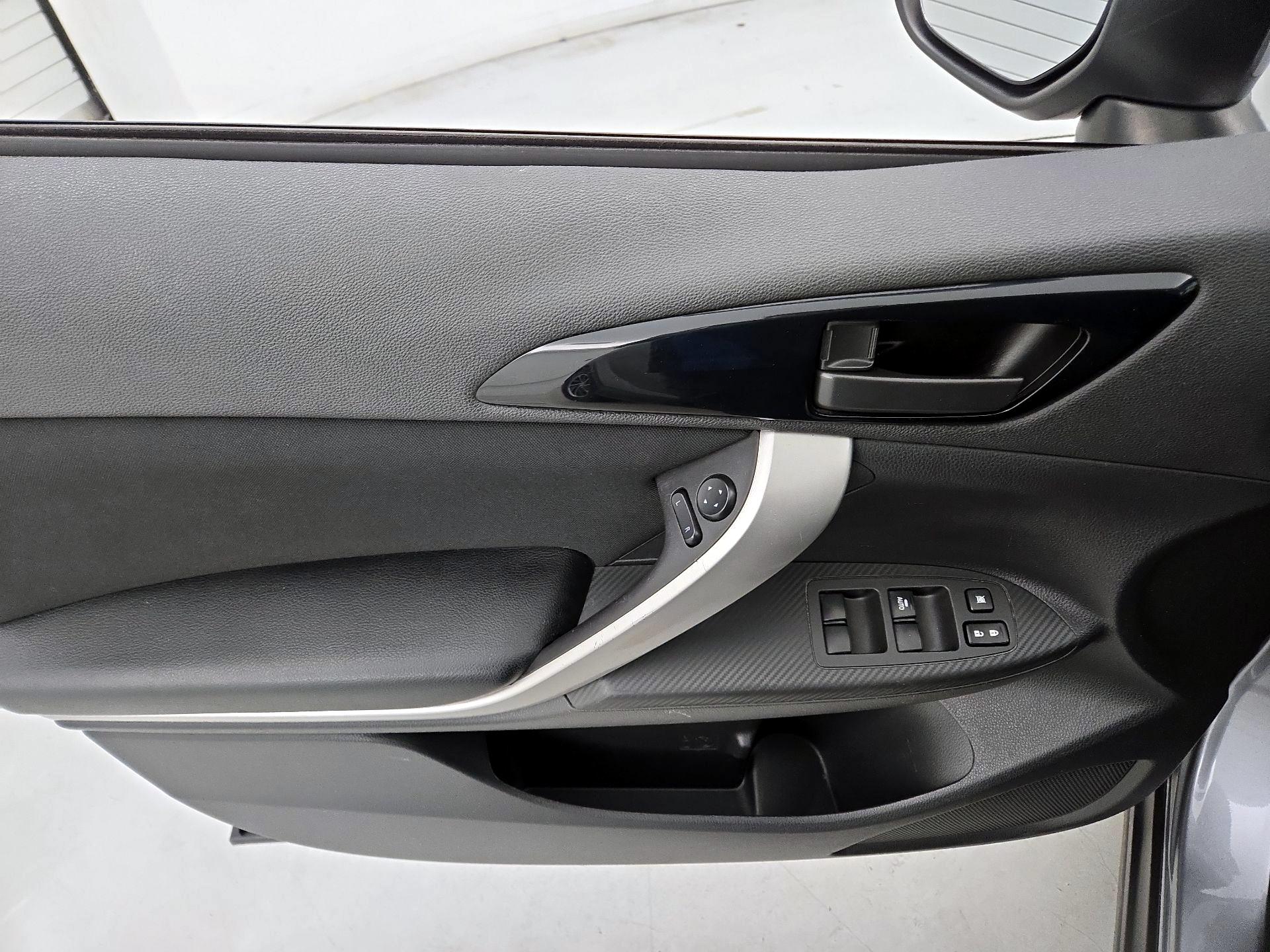 Thumbnail: 2020 Mitsubishi Eclipse Cross - 12