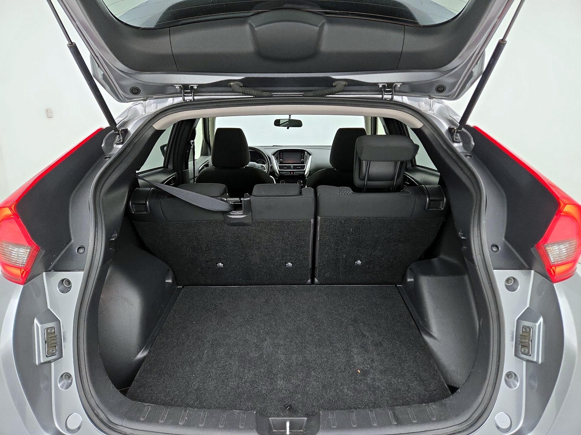 Thumbnail: 2020 Mitsubishi Eclipse Cross - 20