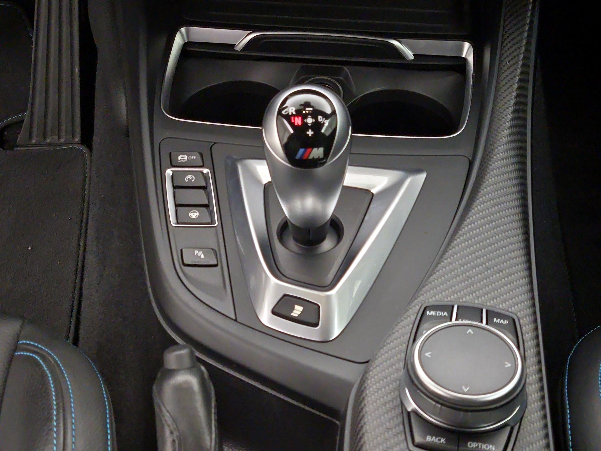 Thumbnail: 2021 BMW M2 - 18