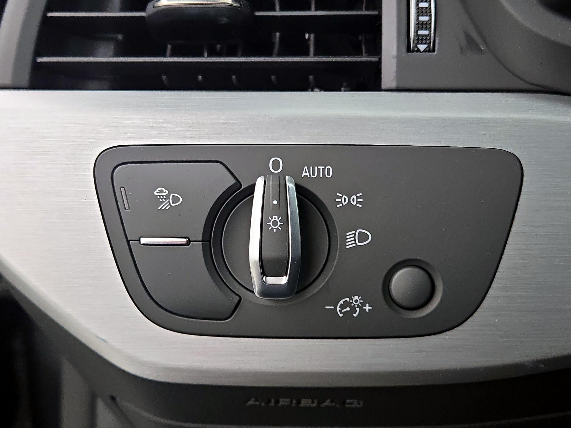 Thumbnail: 2021 Audi S5 - 13