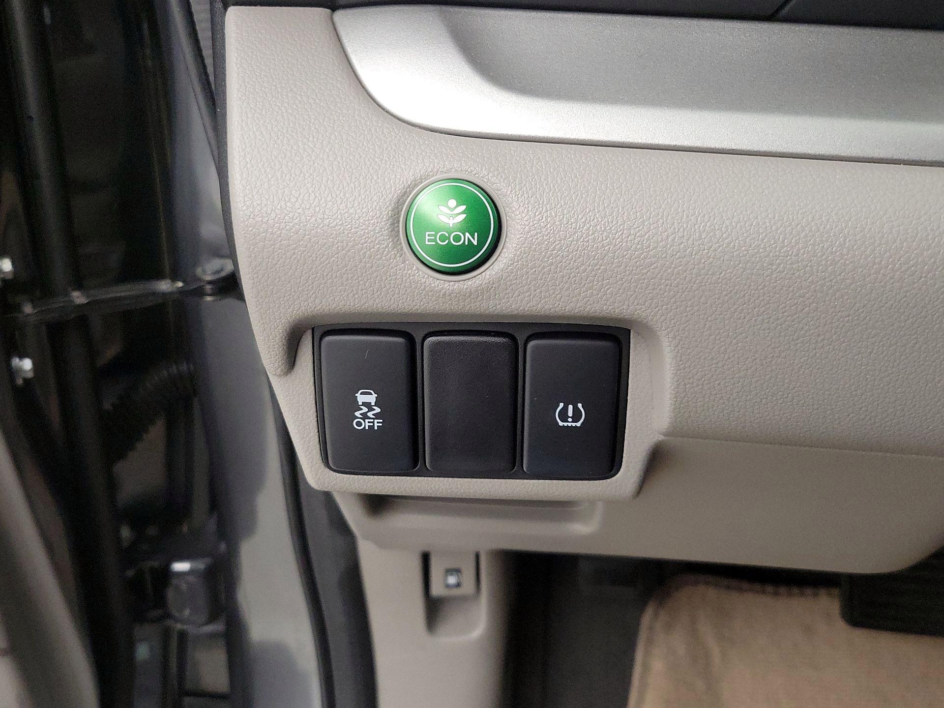 Thumbnail: 2014 Honda CR-V - 13