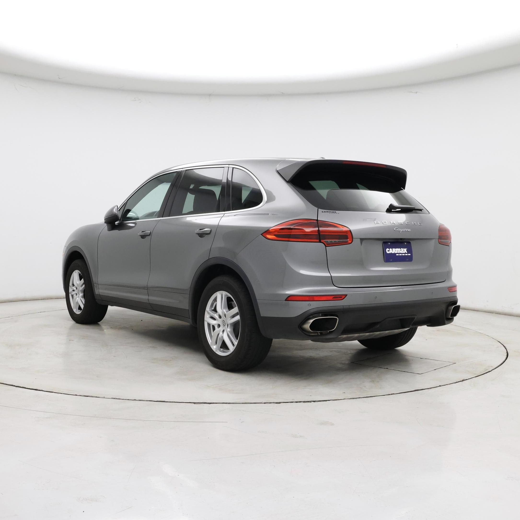 Thumbnail: 2016 Porsche Cayenne - 2