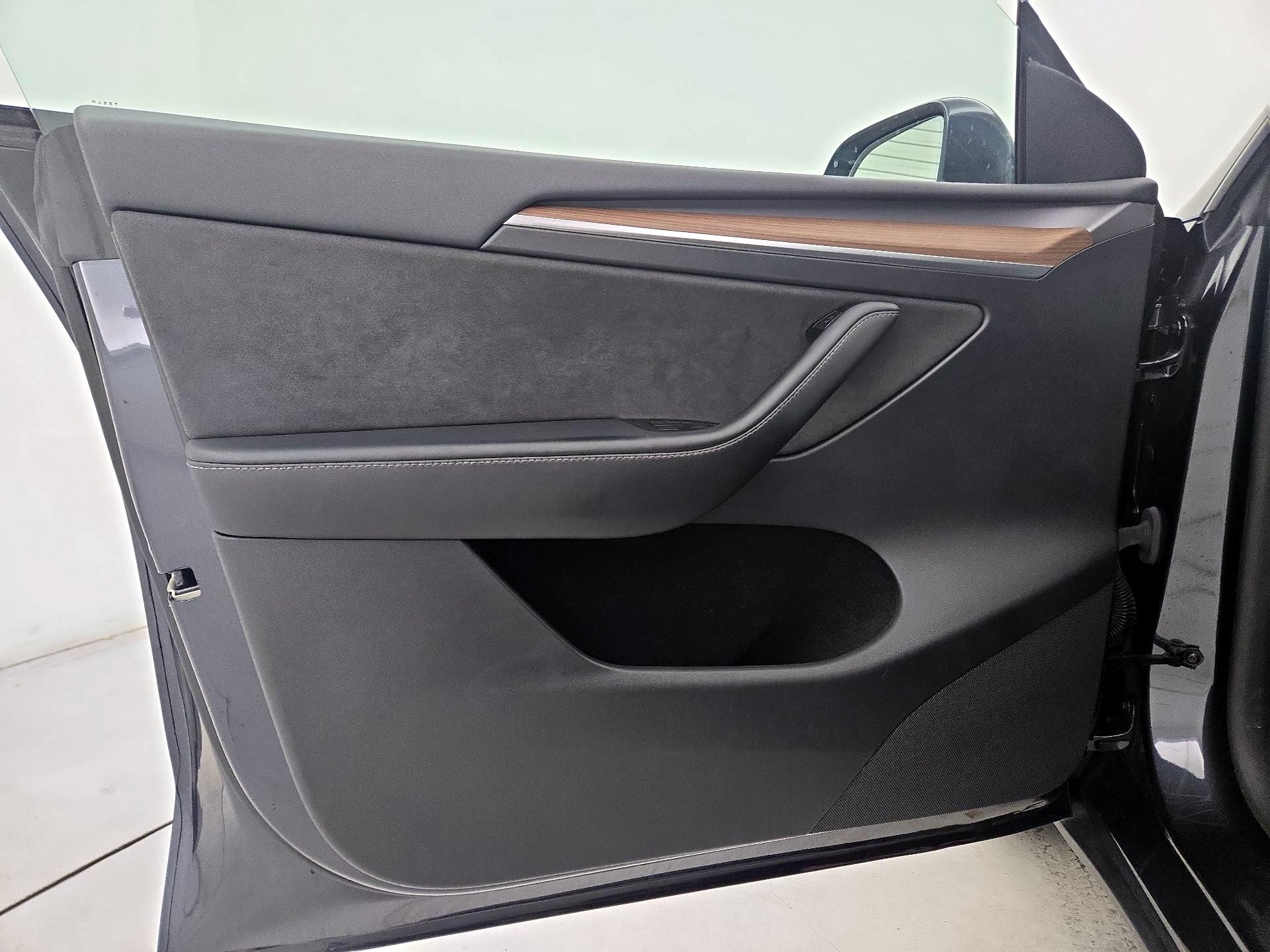 Thumbnail: 2024 Tesla Model Y - 12