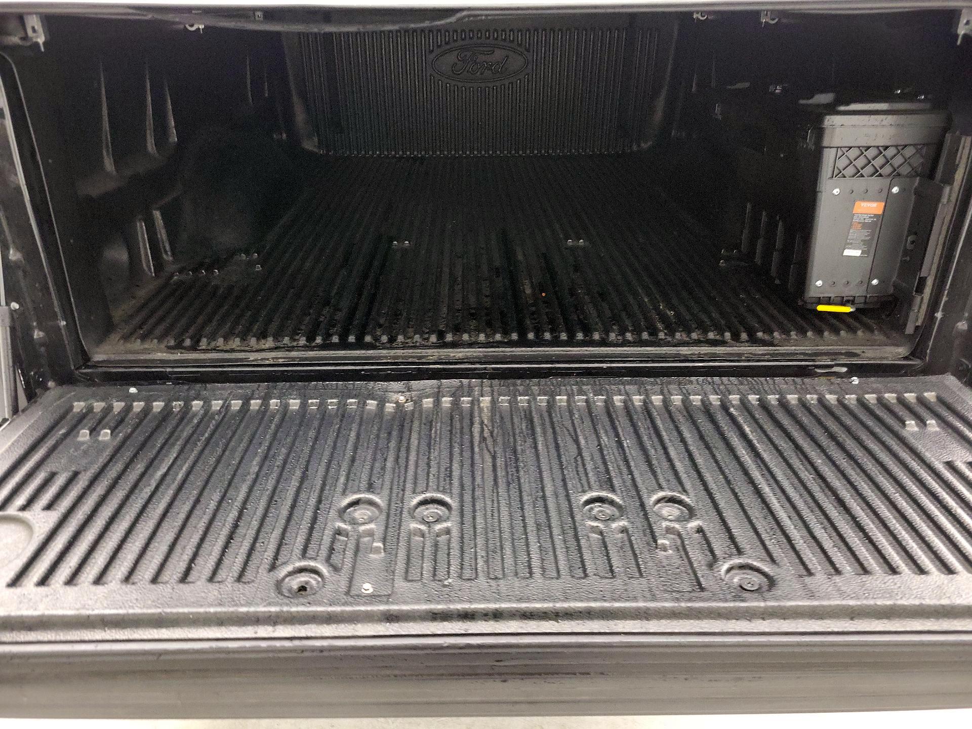 Thumbnail: 2014 Ford F-150 - 19