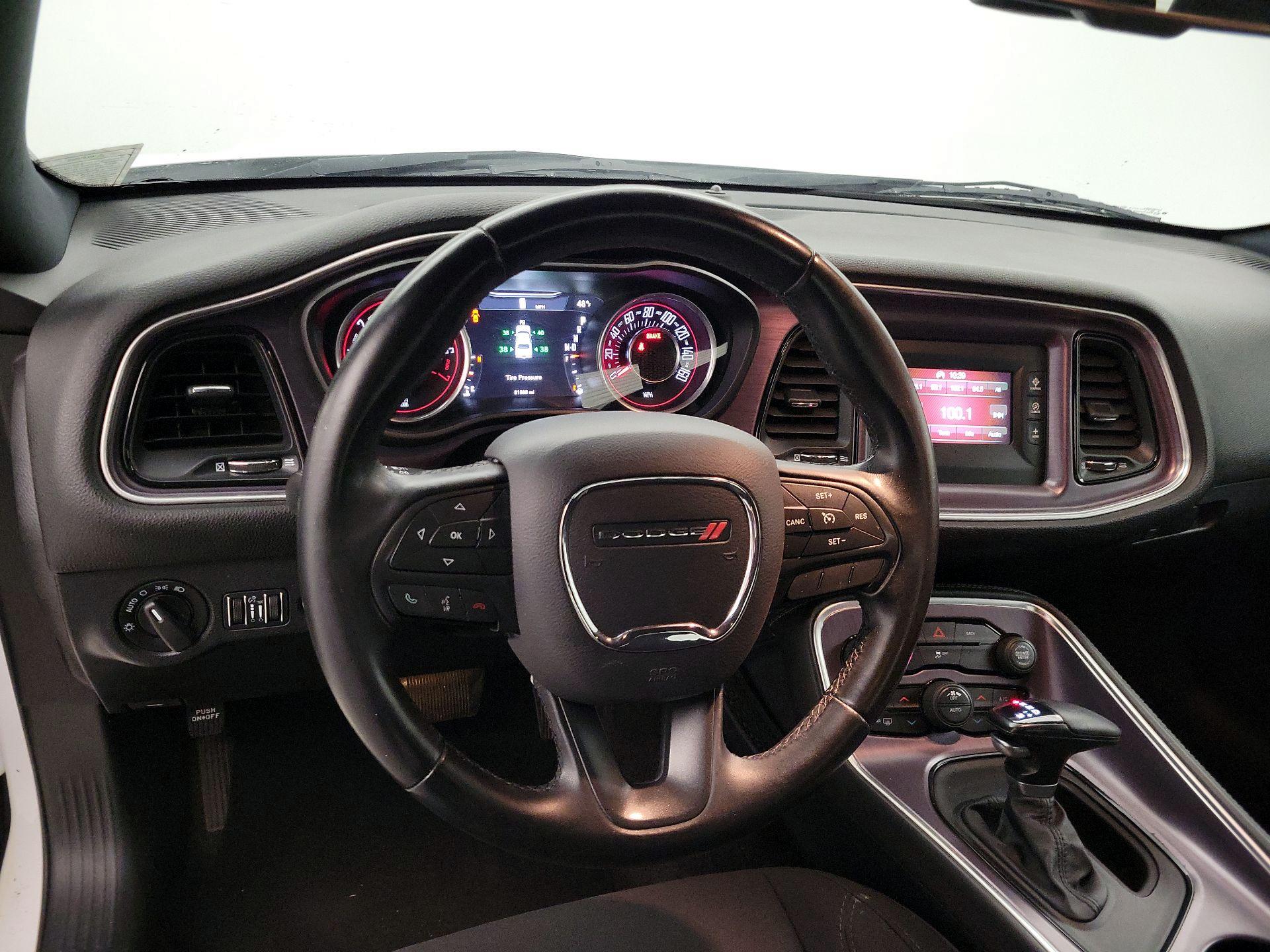 Thumbnail: 2016 Dodge Challenger - 10