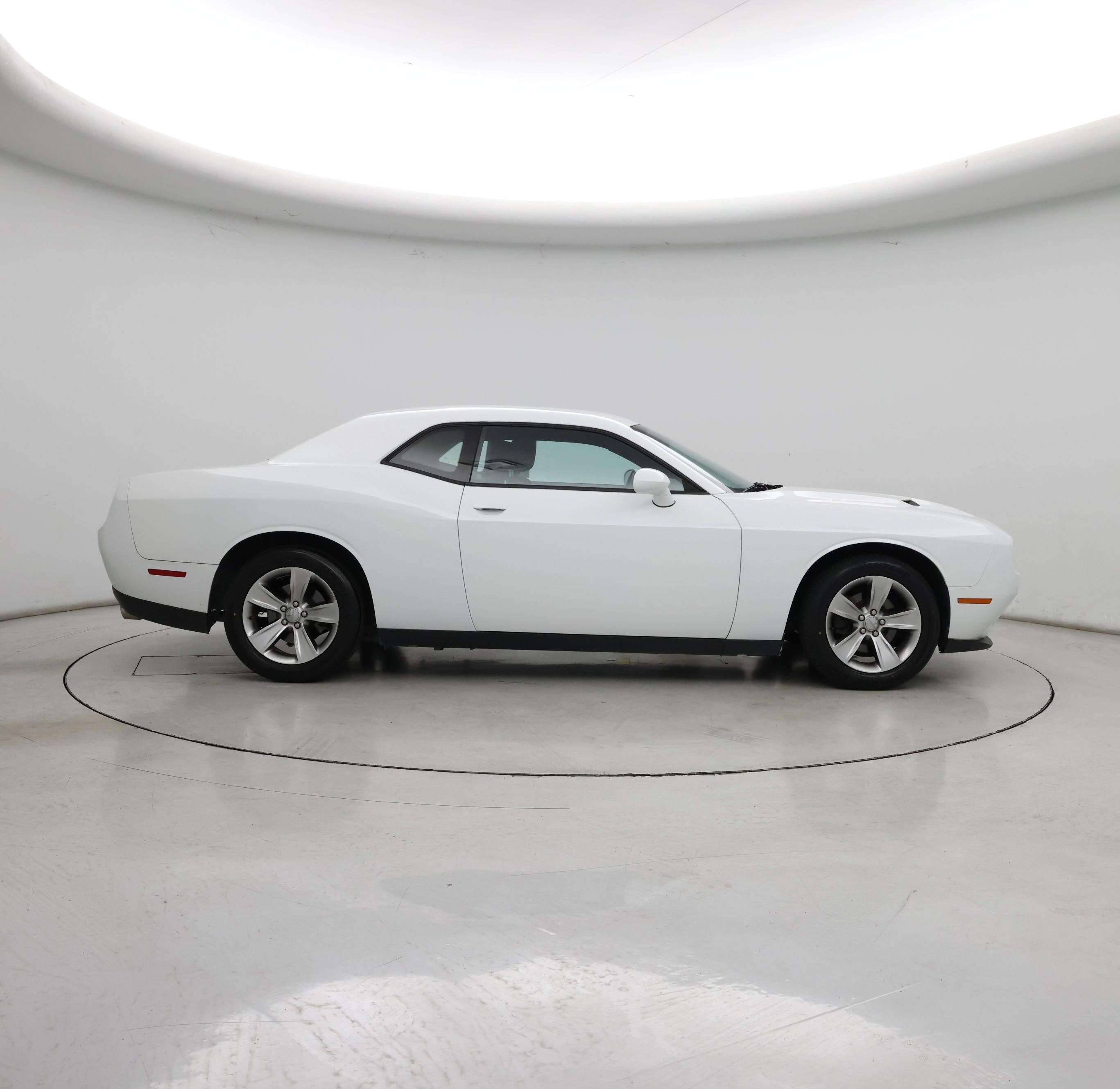 Thumbnail: 2016 Dodge Challenger - 7