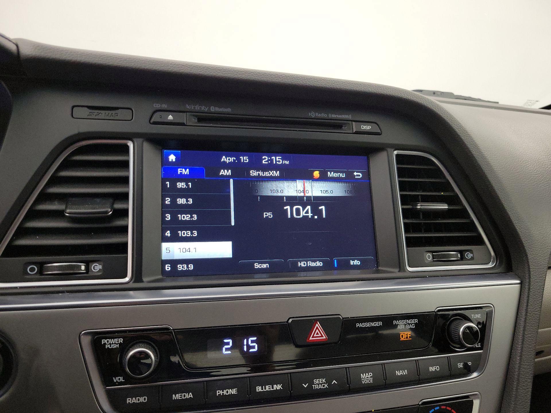 Thumbnail: 2016 Hyundai Sonata - 16