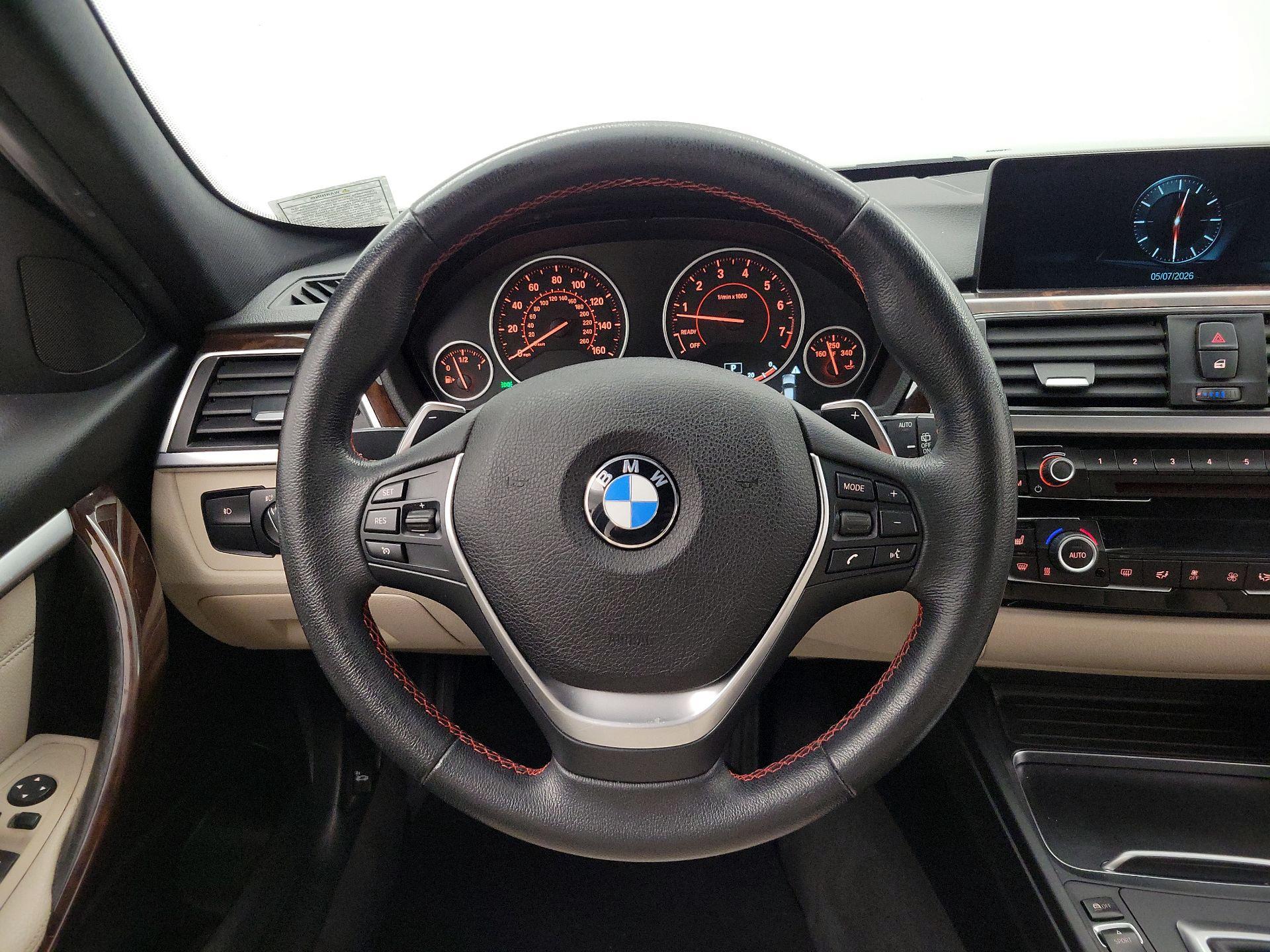 Thumbnail: 2017 BMW 3 Series - 10