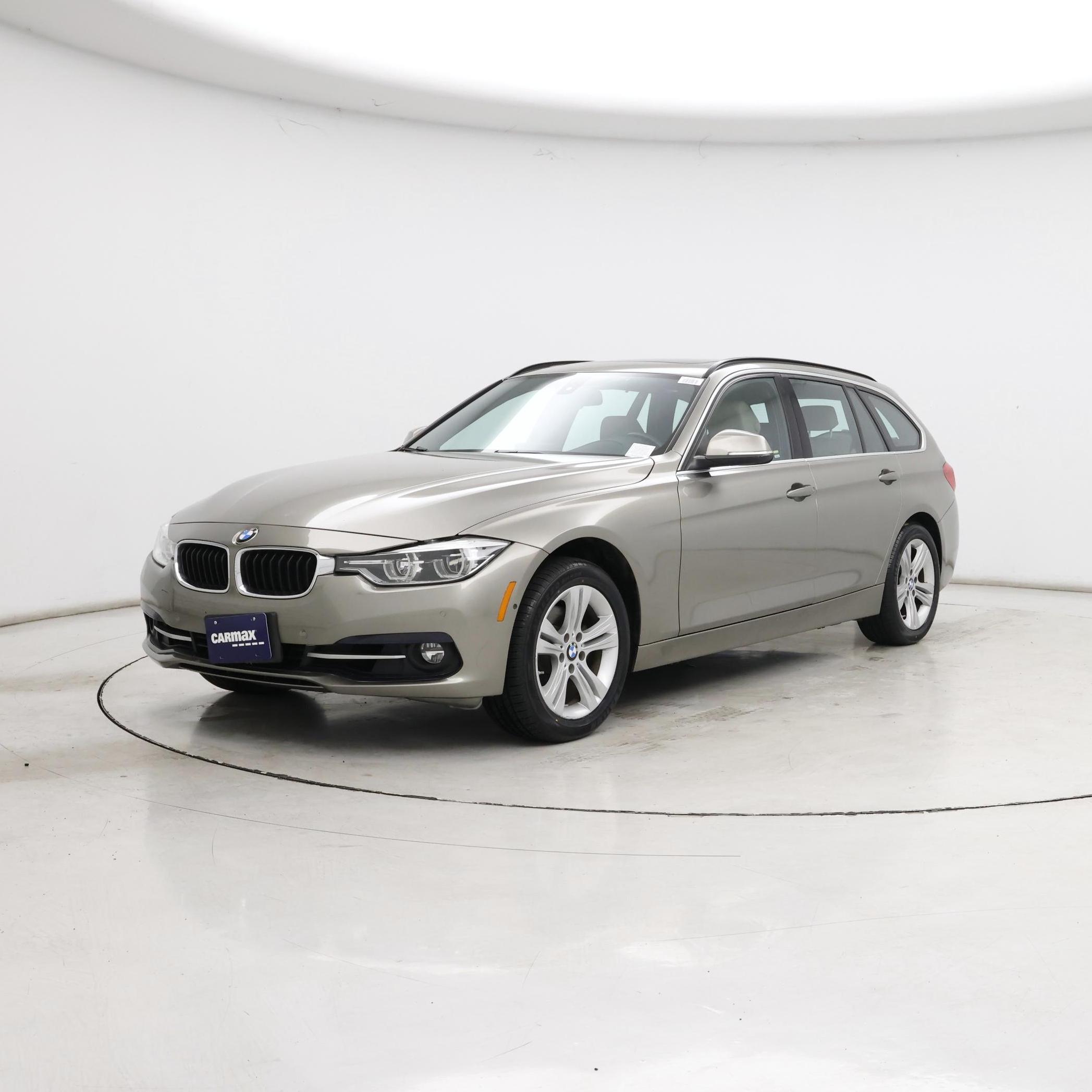 Thumbnail: 2017 BMW 3 Series - 4