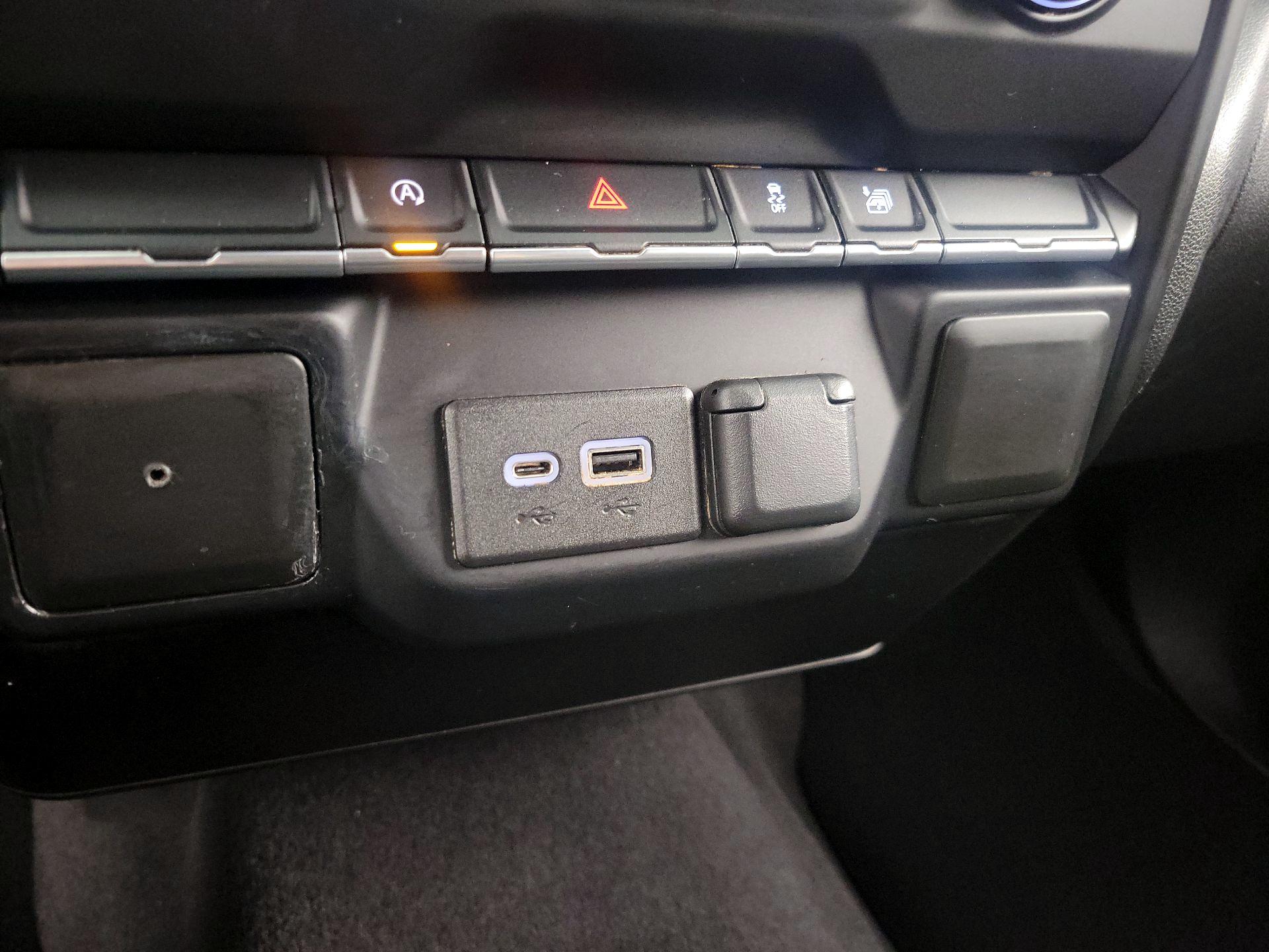 Thumbnail: 2020 Chevrolet Silverado 1500 - 18