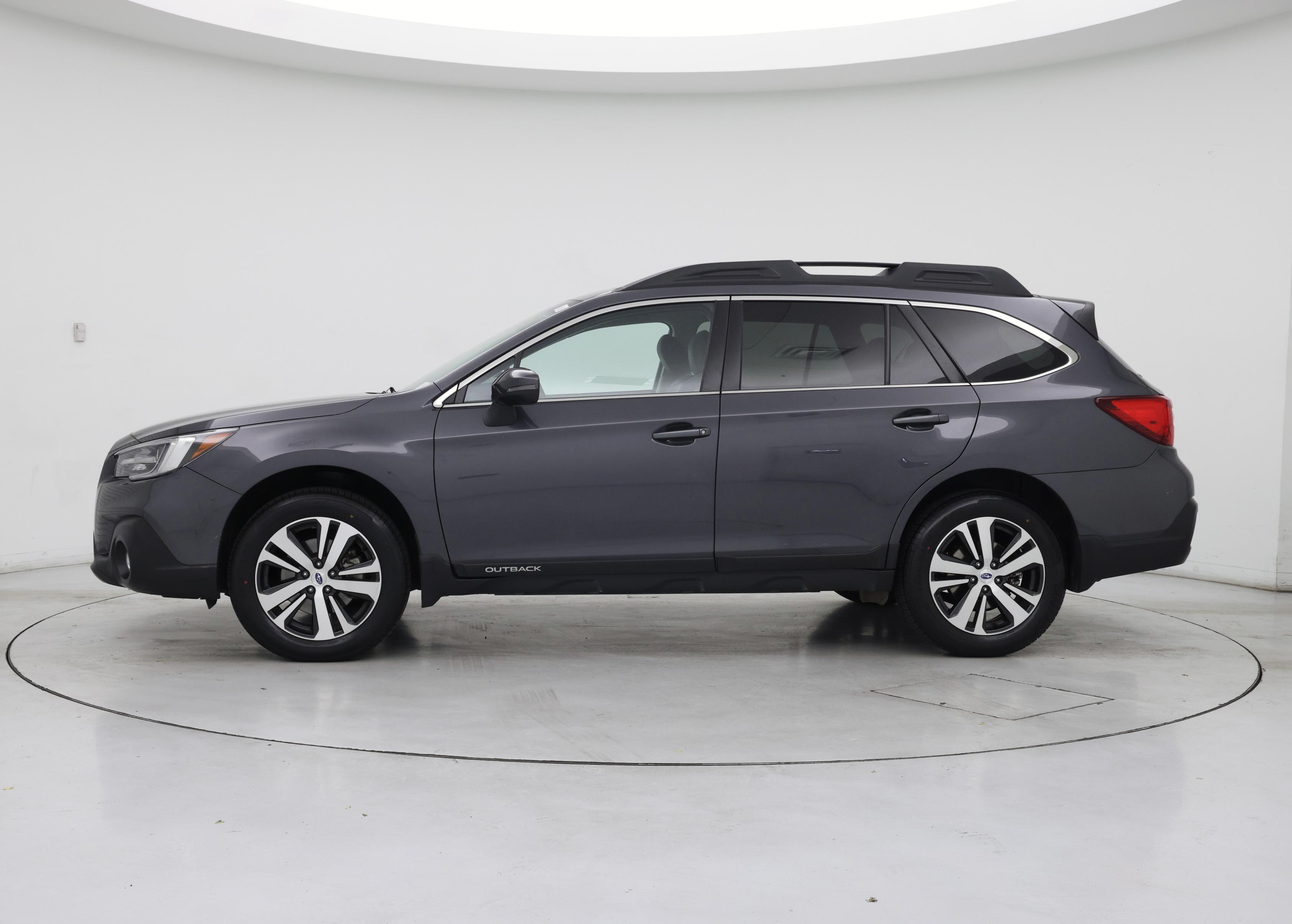 Thumbnail: 2019 Subaru Outback - 3