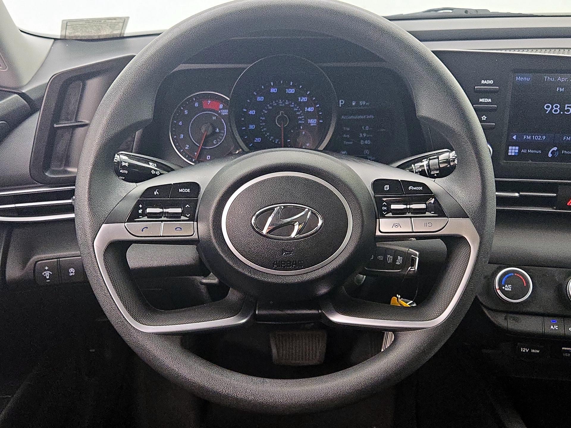 Thumbnail: 2023 Hyundai Elantra - 10