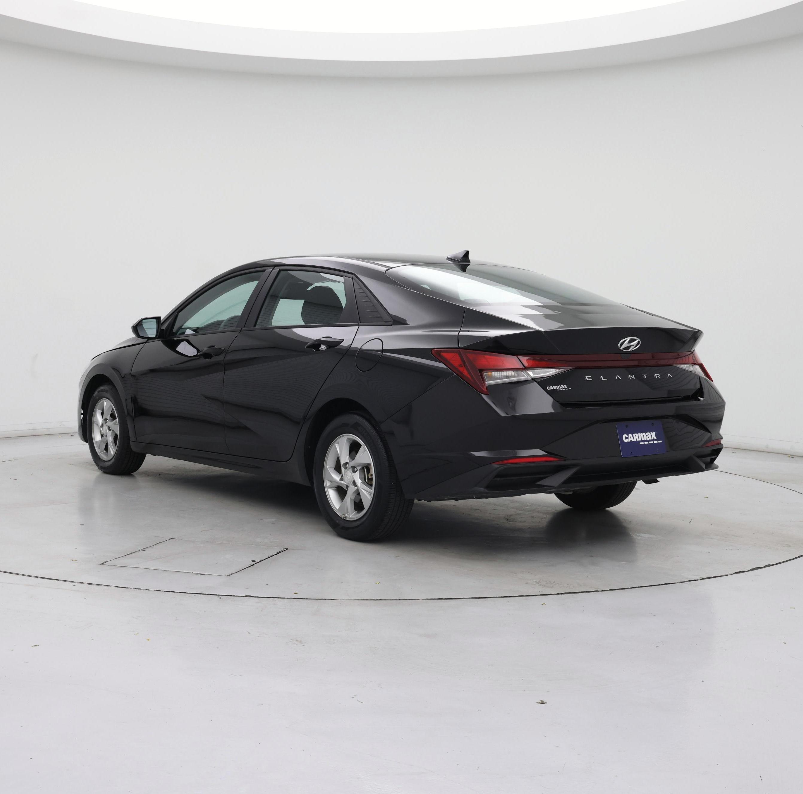 Thumbnail: 2023 Hyundai Elantra - 2