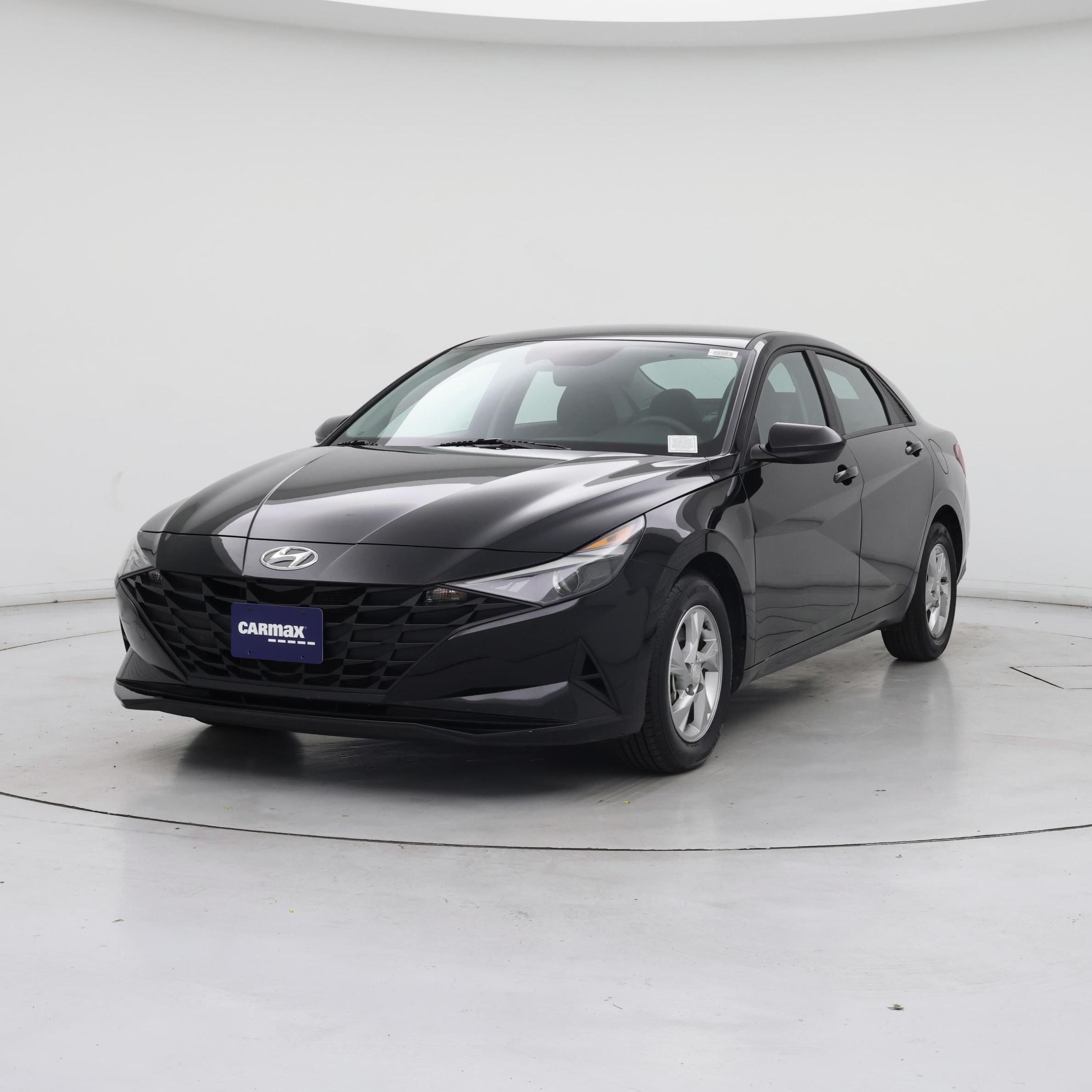 Thumbnail: 2023 Hyundai Elantra - 4