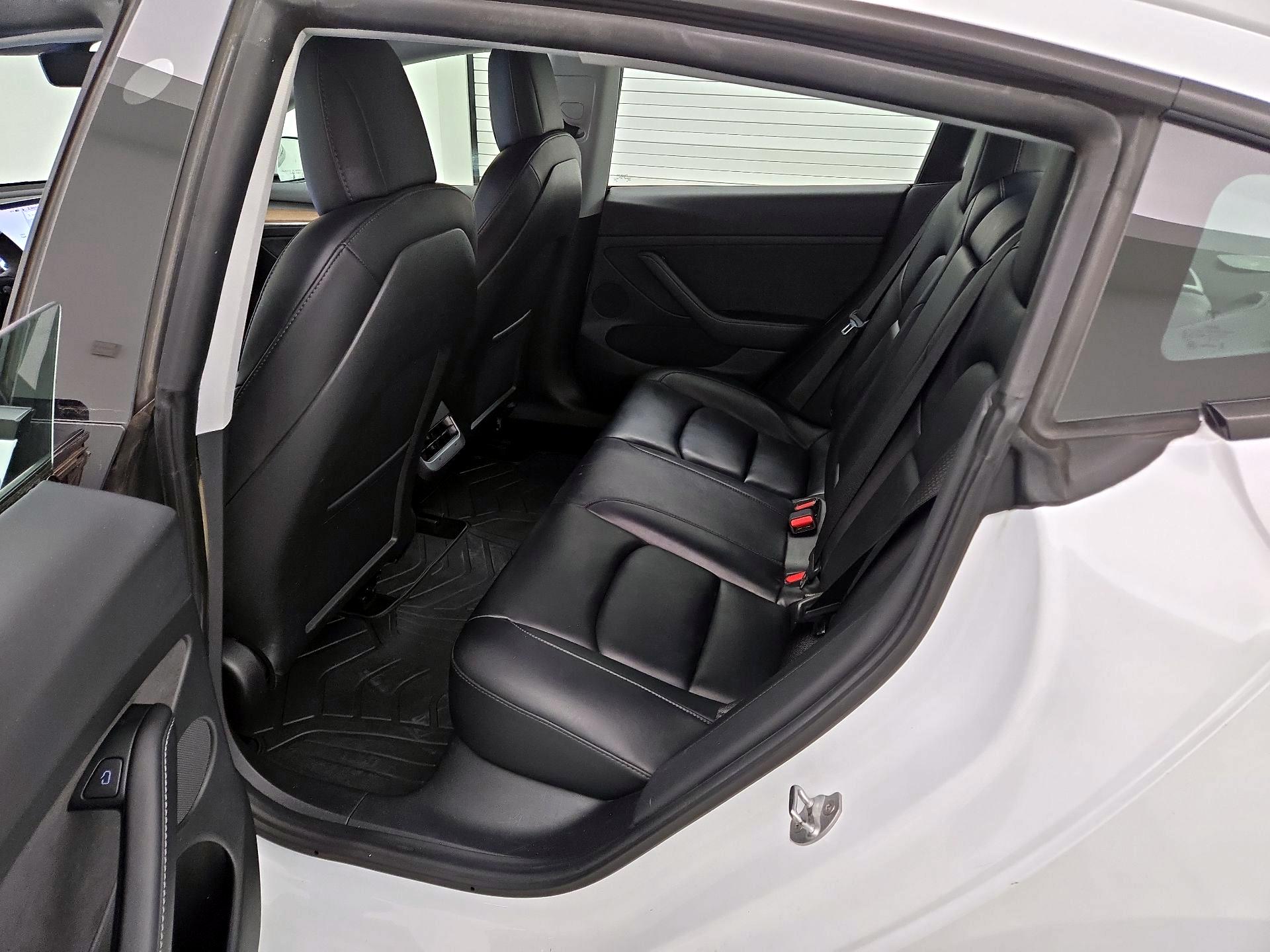 Thumbnail: 2021 Tesla Model 3 - 20