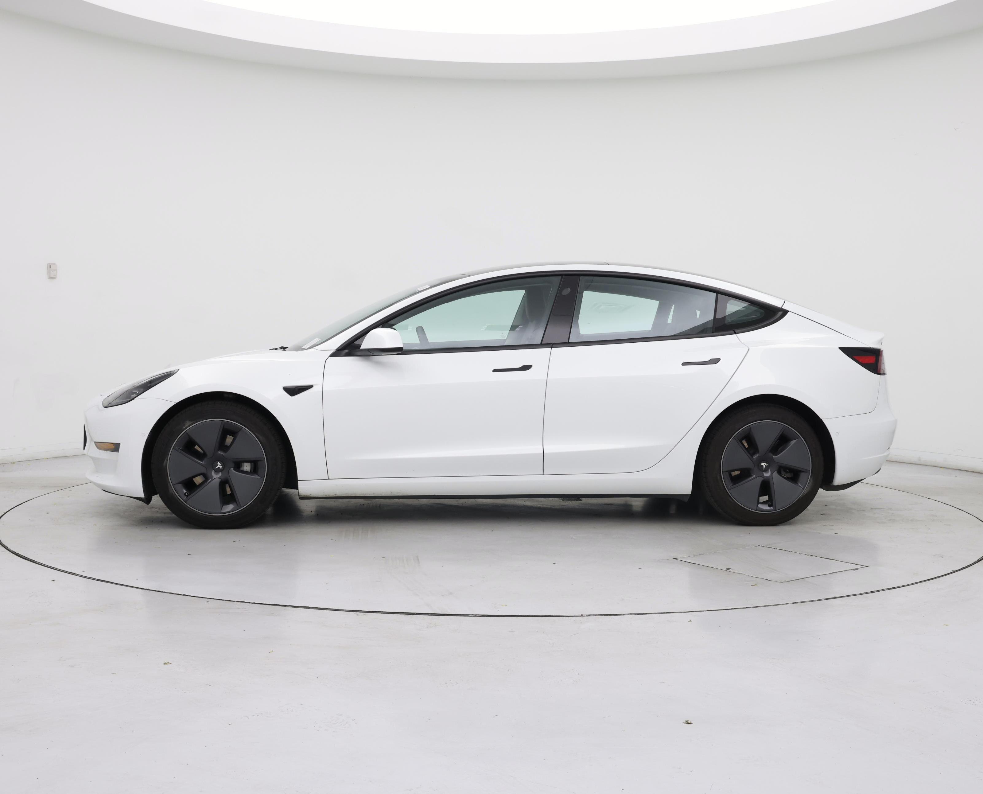 Thumbnail: 2021 Tesla Model 3 - 3