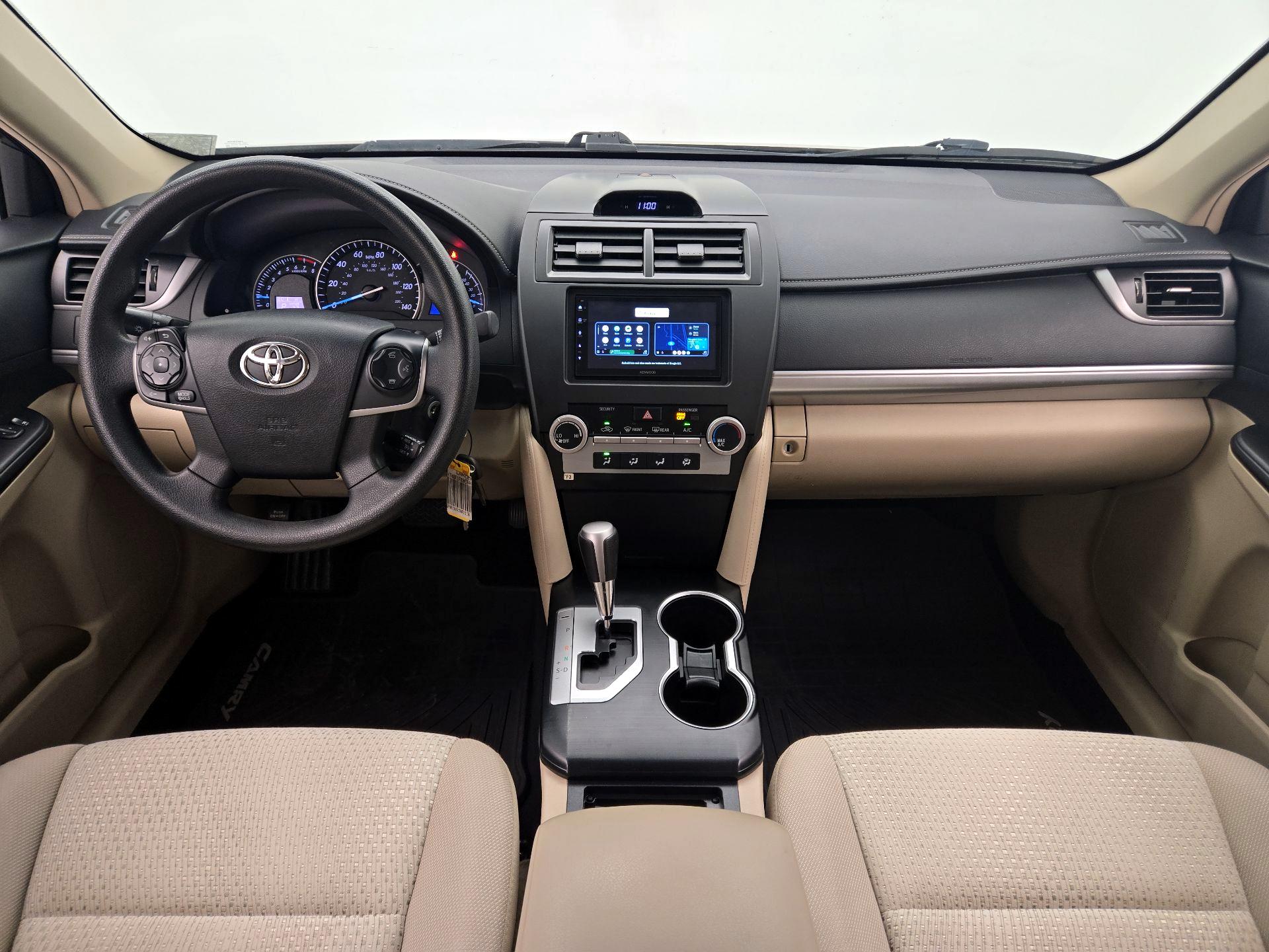 Thumbnail: 2014 Toyota Camry - 9
