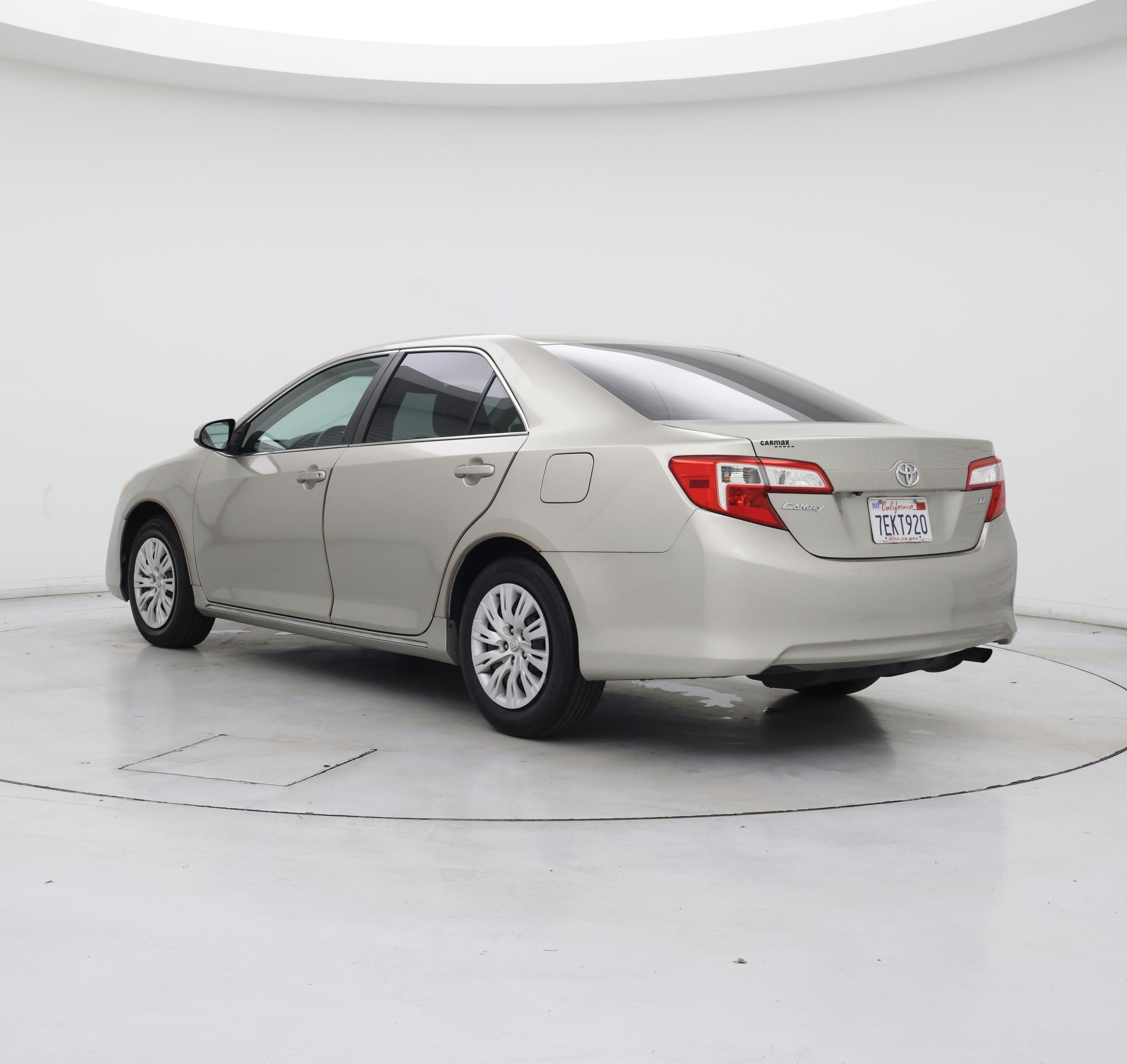 Thumbnail: 2014 Toyota Camry - 2