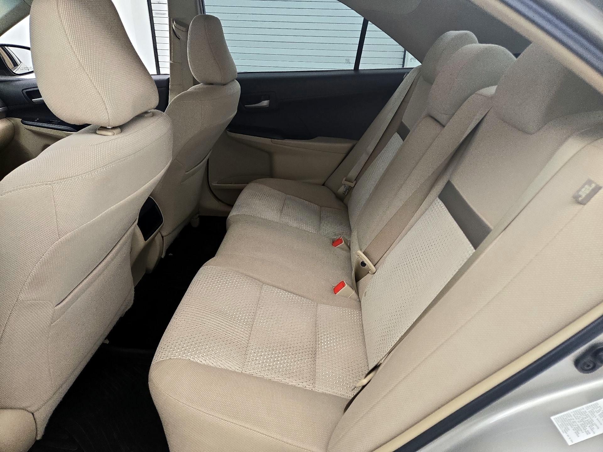 Thumbnail: 2014 Toyota Camry - 19
