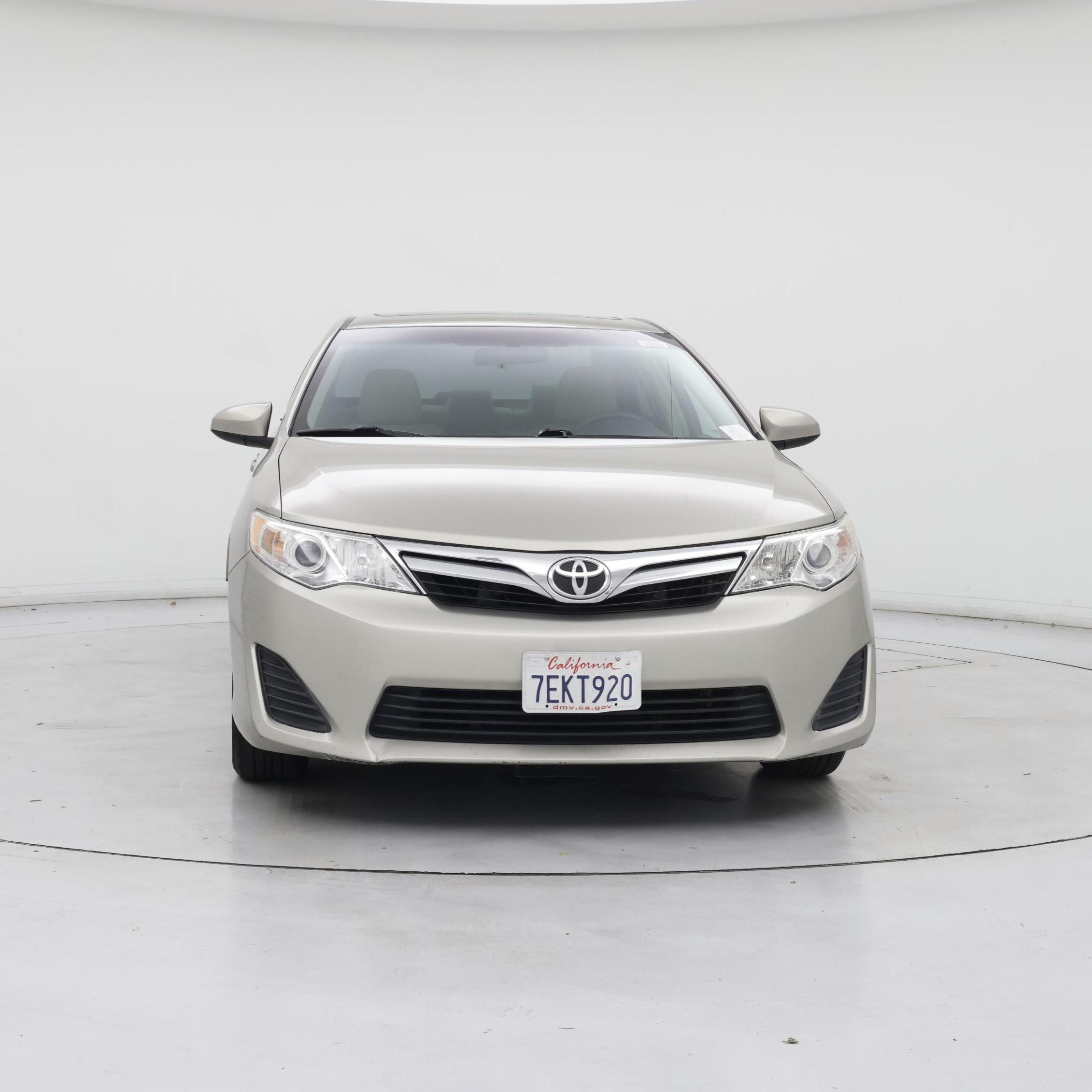 Thumbnail: 2014 Toyota Camry - 5