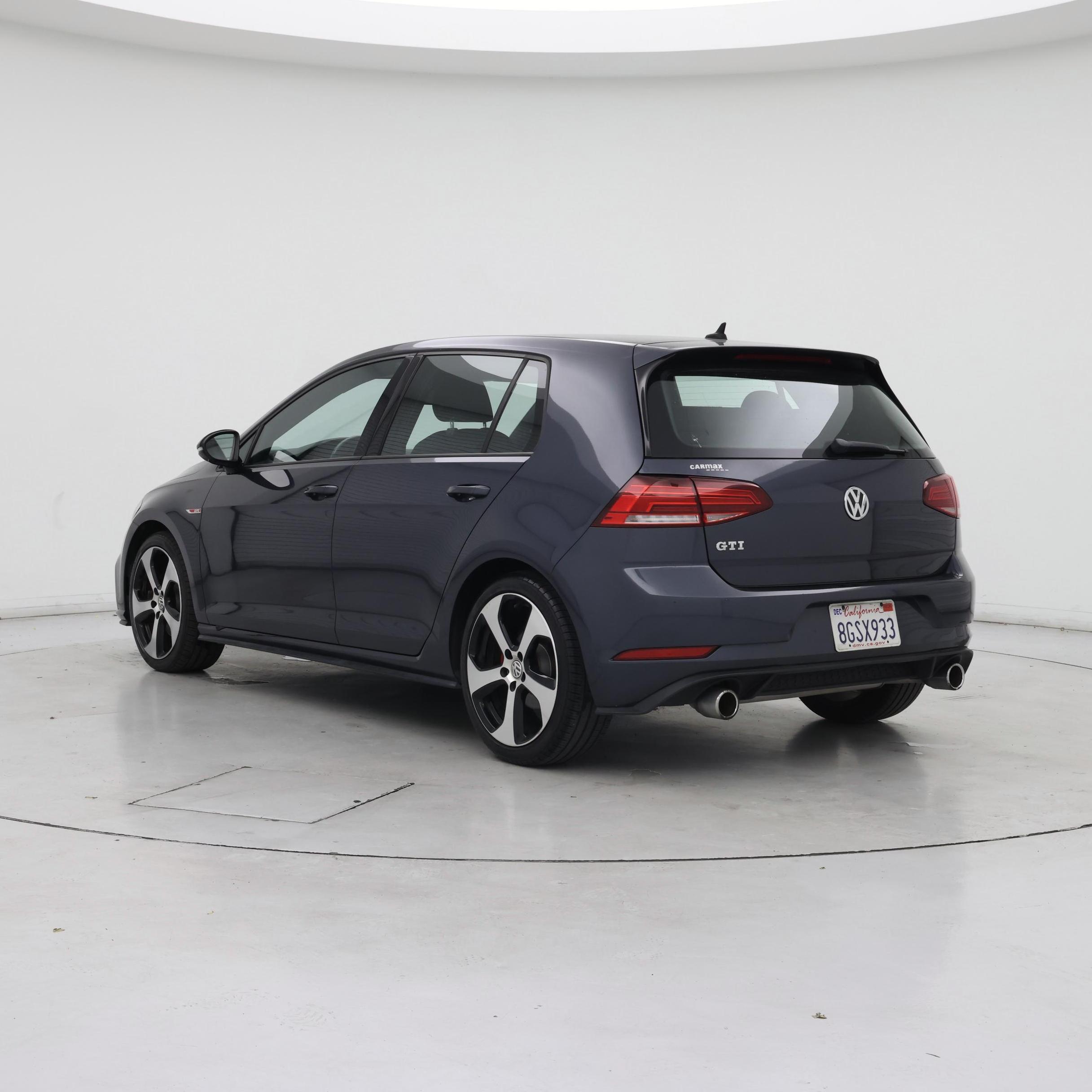 Thumbnail: 2018 Volkswagen Golf - 2
