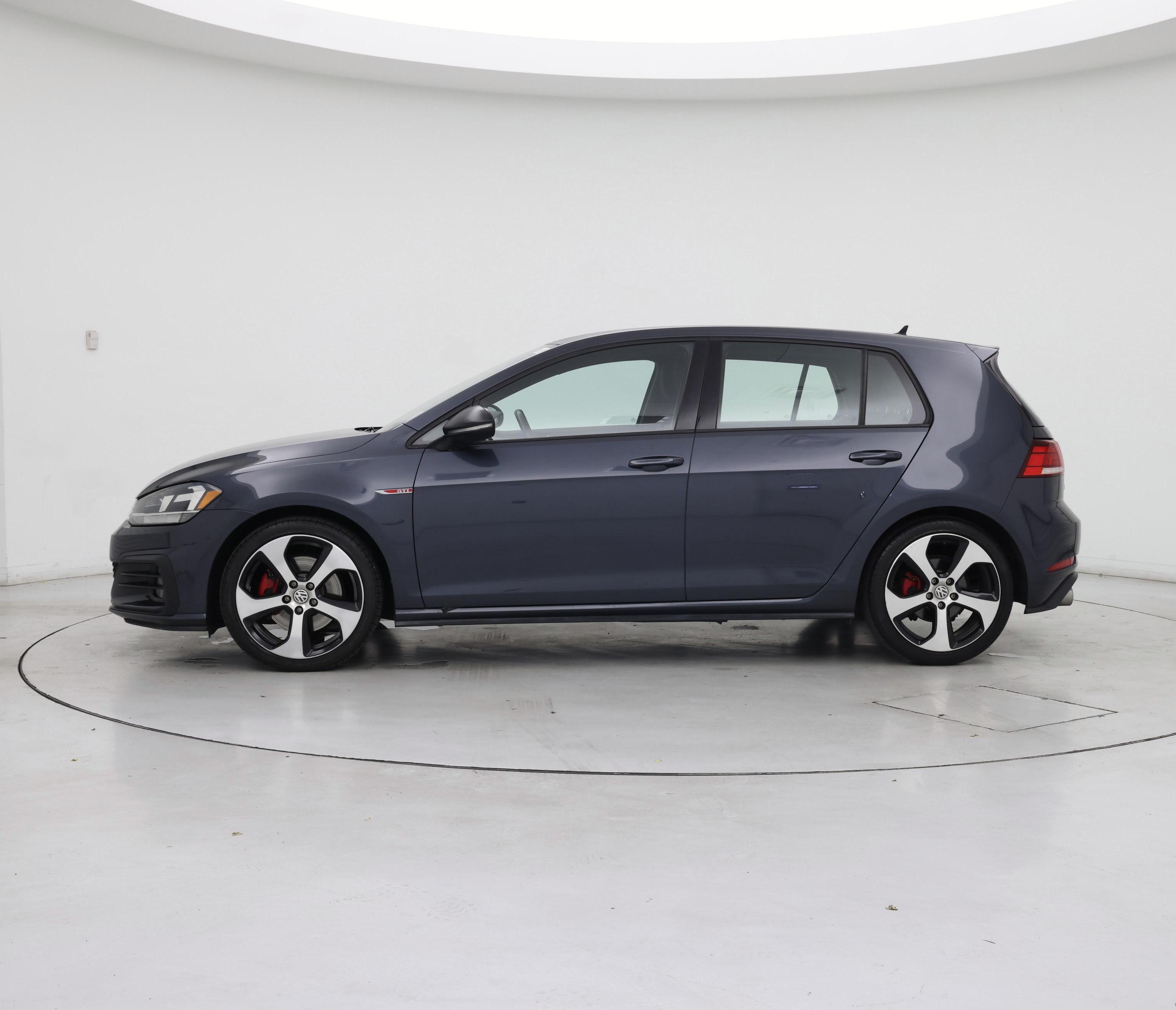 Thumbnail: 2018 Volkswagen Golf - 3