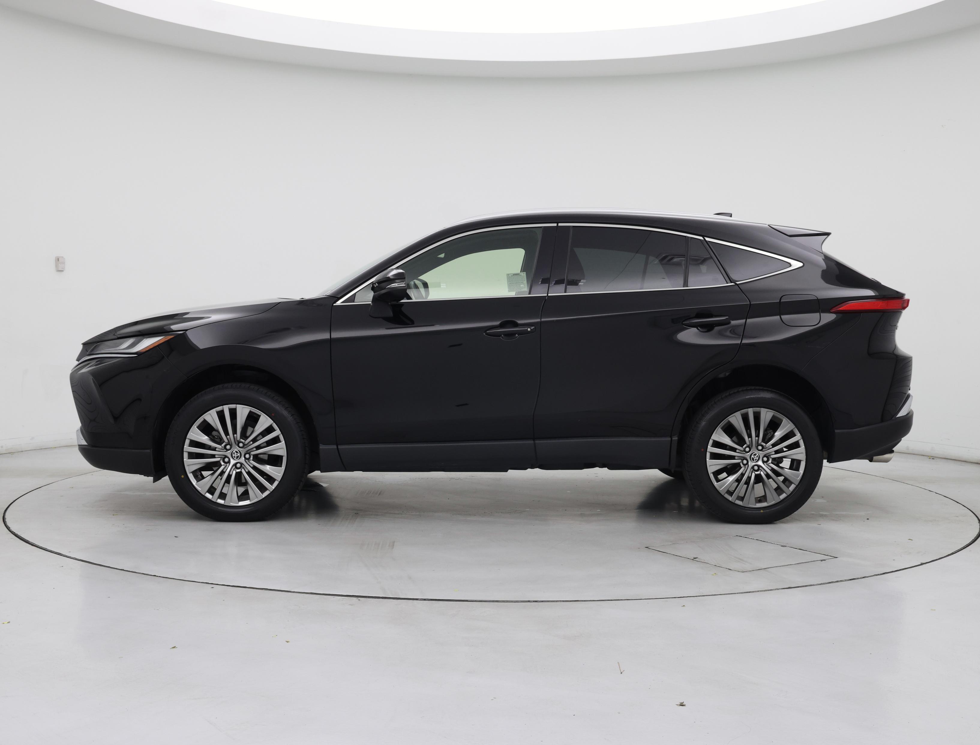 Thumbnail: 2022 Toyota Venza - 3