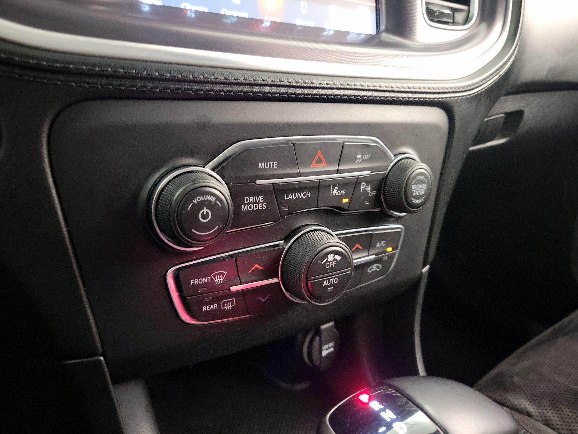 Thumbnail: 2020 Dodge Charger - 16