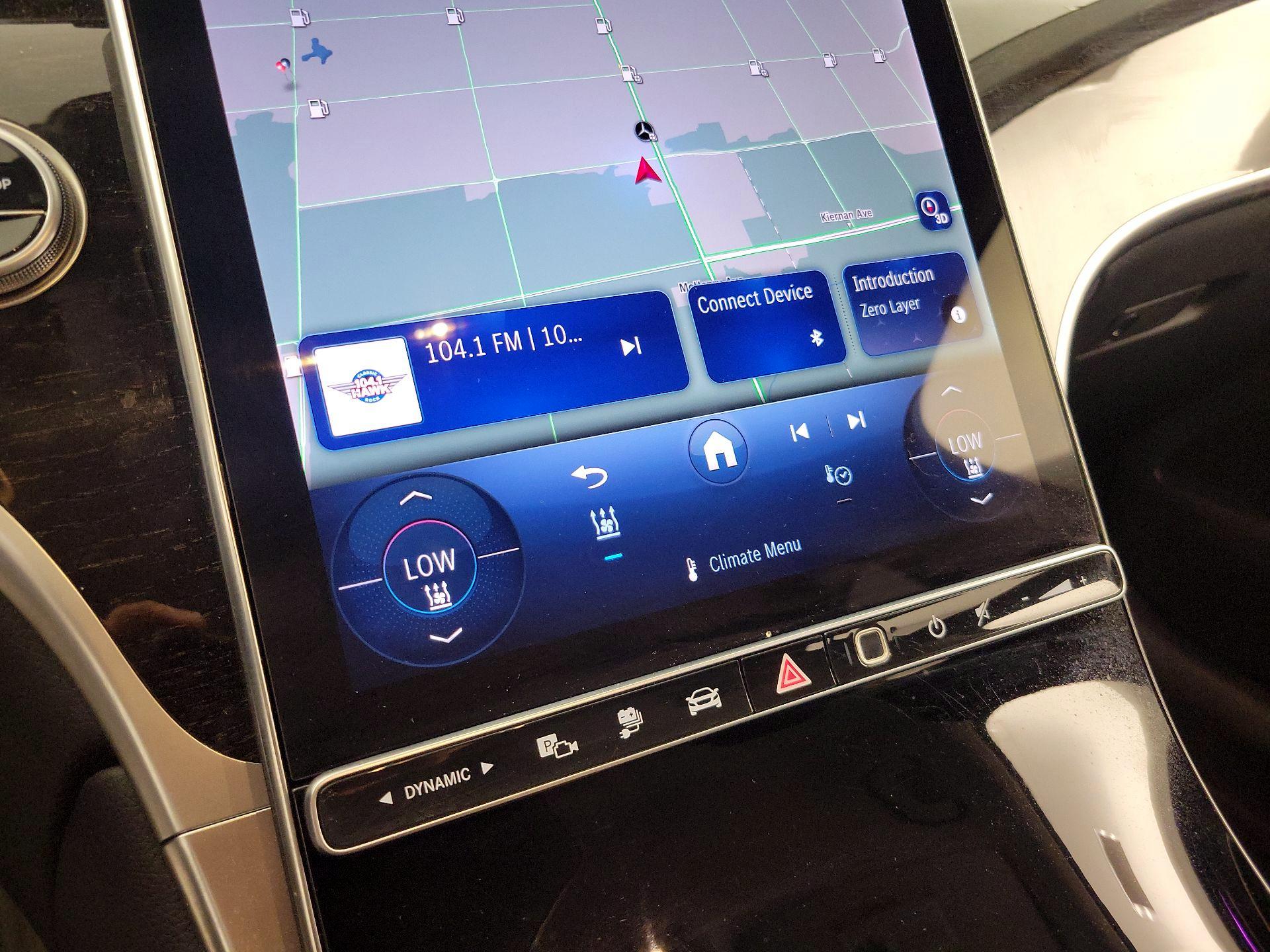 Thumbnail: 2025 Mercedes-Benz GLC - 17