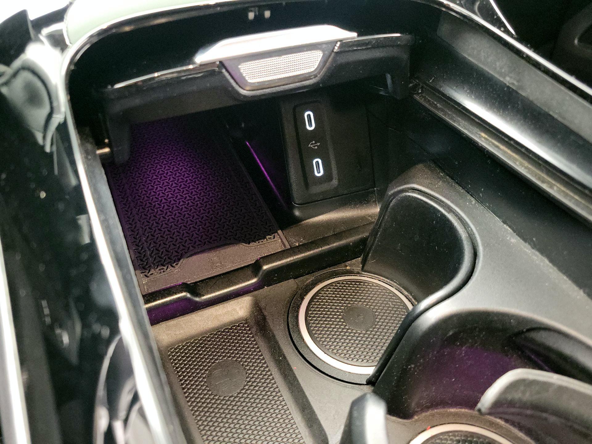 Thumbnail: 2025 Mercedes-Benz GLC - 19