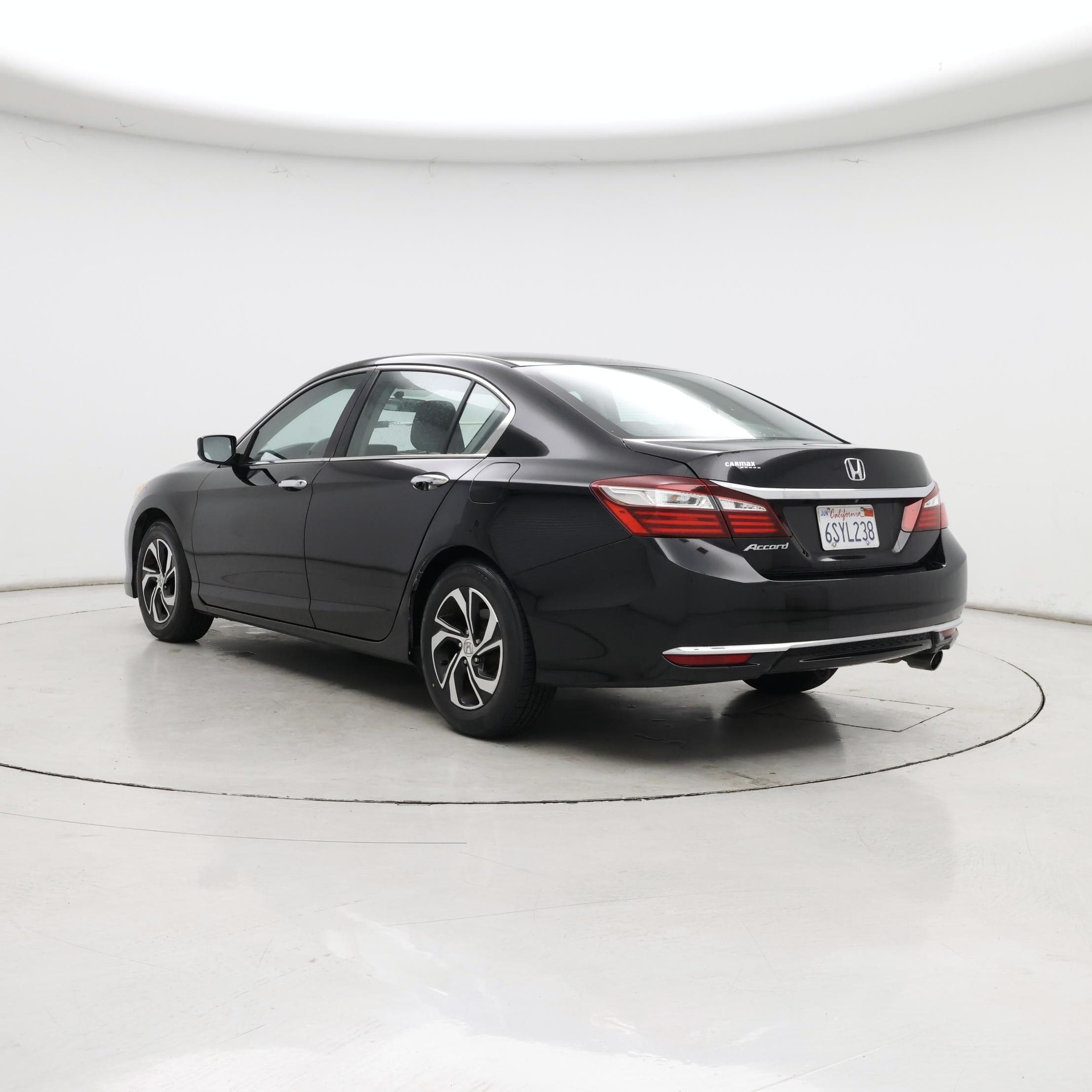 Thumbnail: 2017 Honda Accord - 2