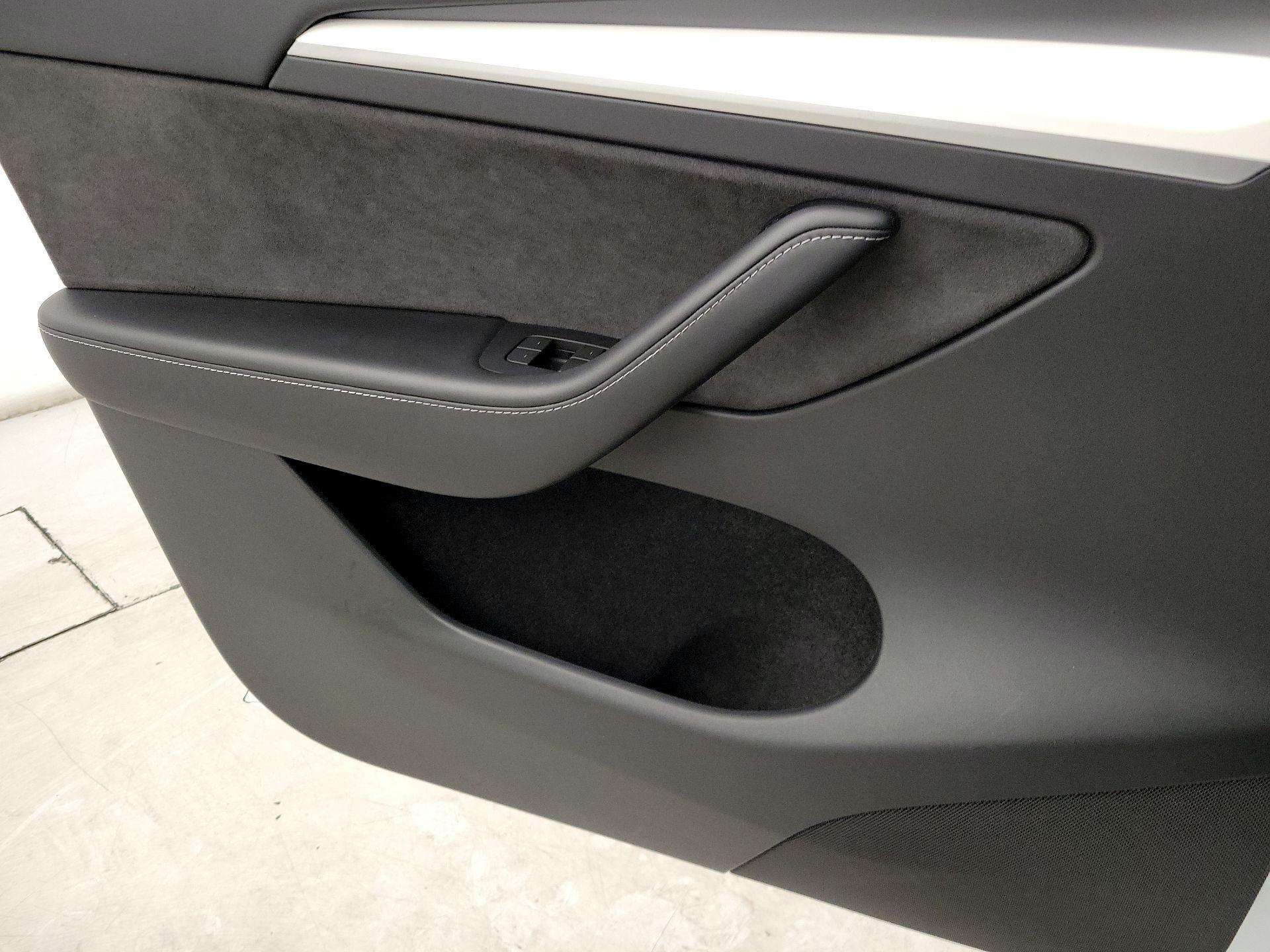 Thumbnail: 2023 Tesla Model Y - 12