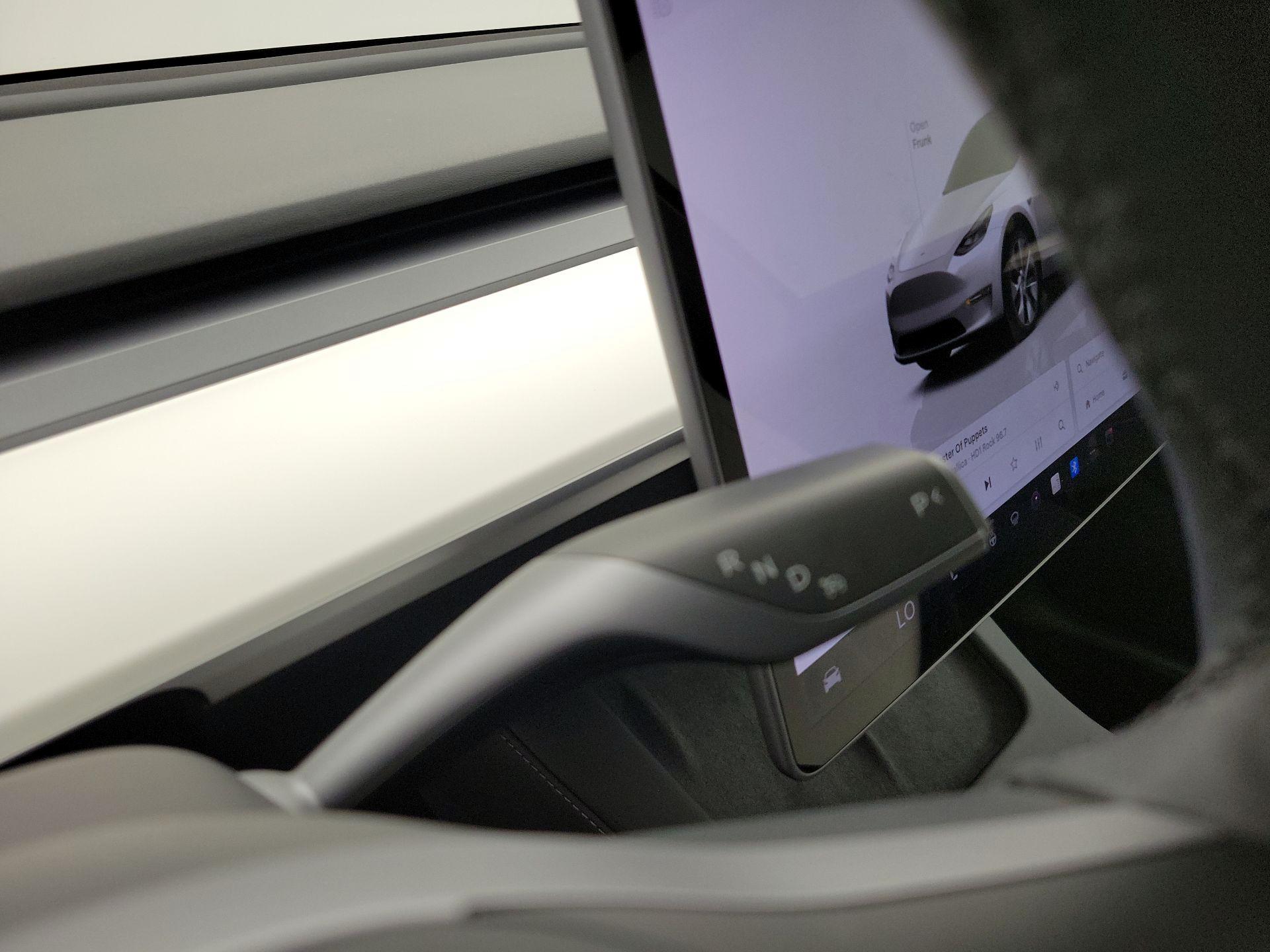 Thumbnail: 2023 Tesla Model Y - 17