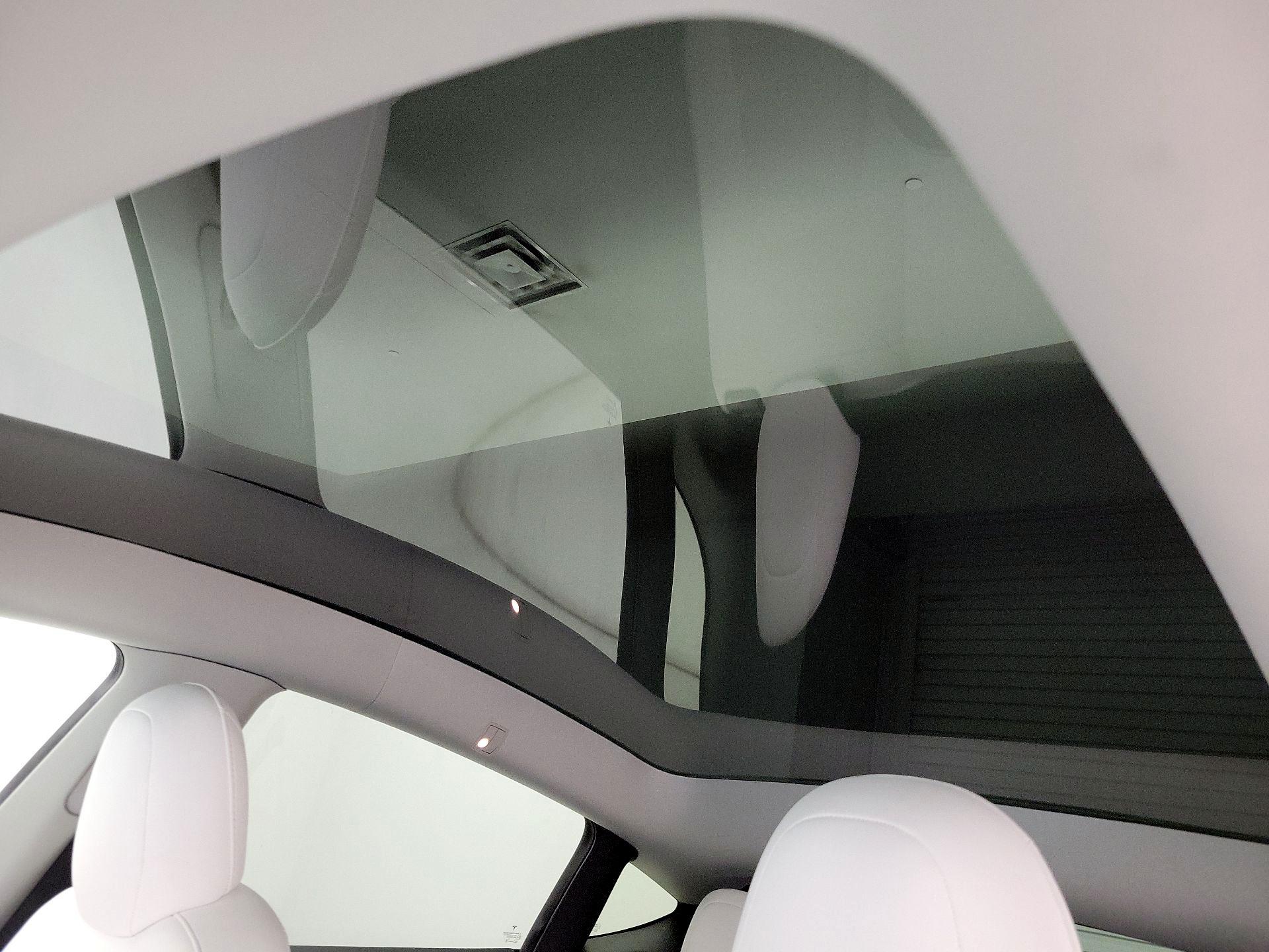 Thumbnail: 2023 Tesla Model Y - 18