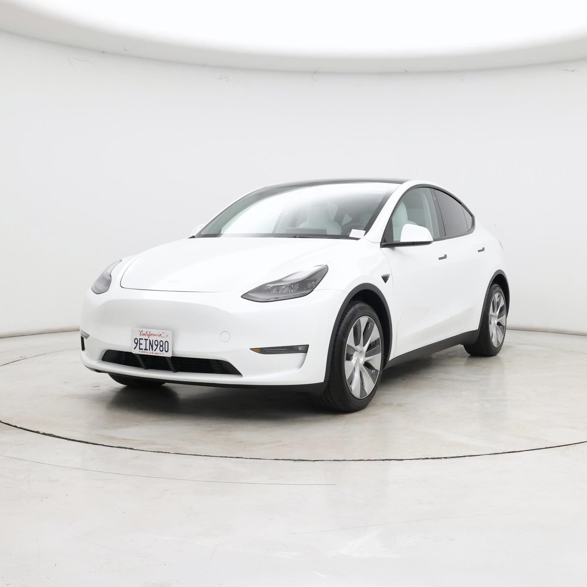 Thumbnail: 2023 Tesla Model Y - 4
