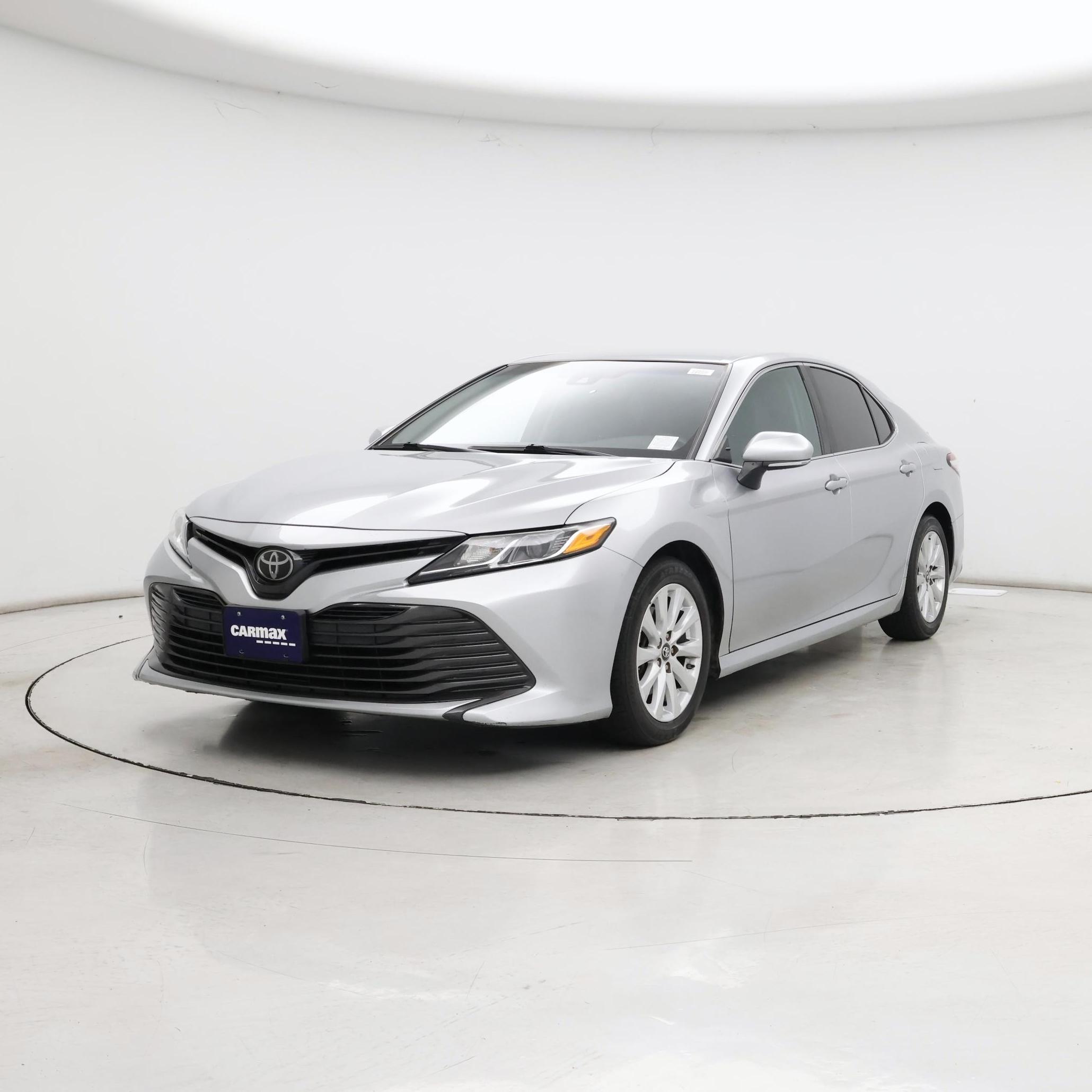 Thumbnail: 2018 Toyota Camry - 4