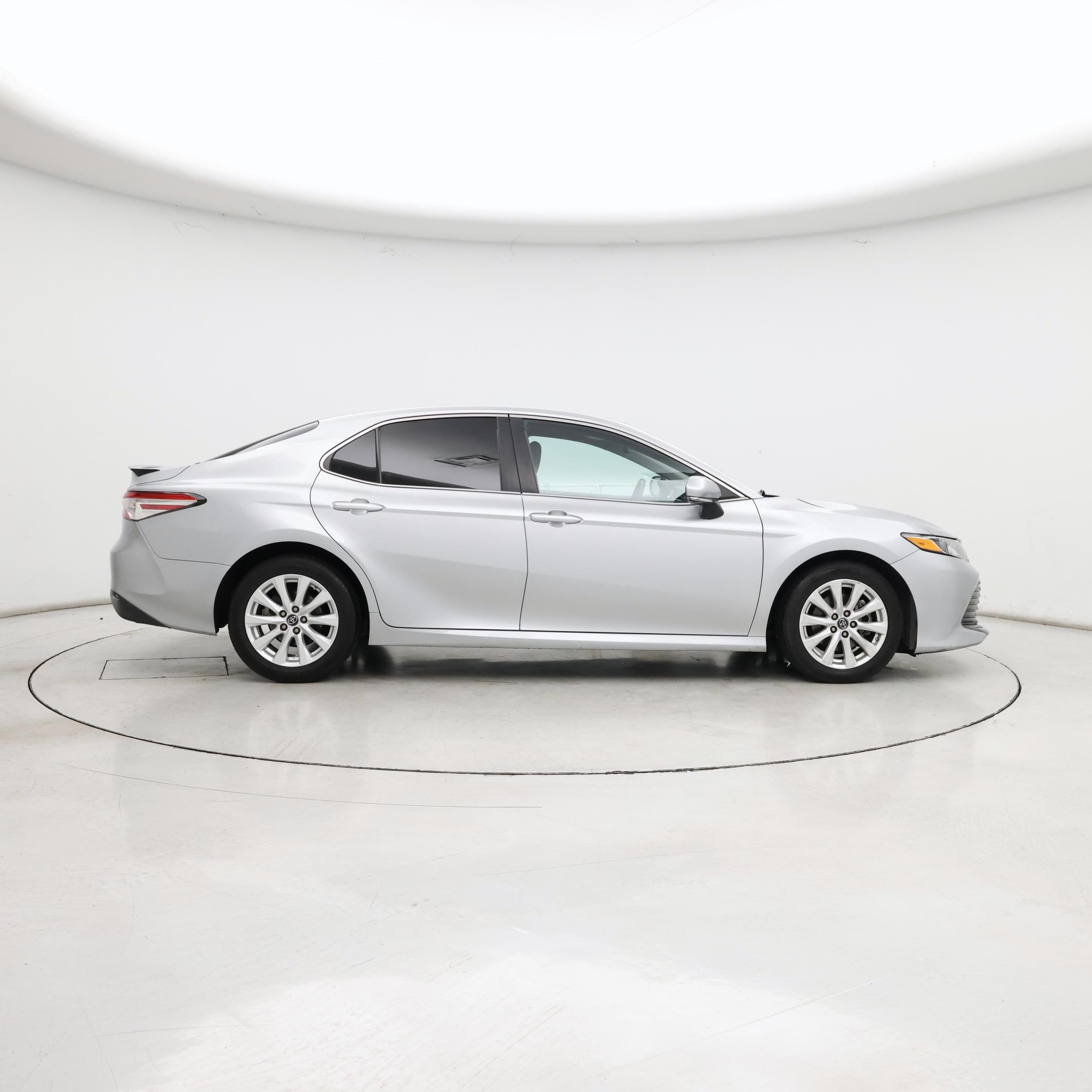 Thumbnail: 2018 Toyota Camry - 7