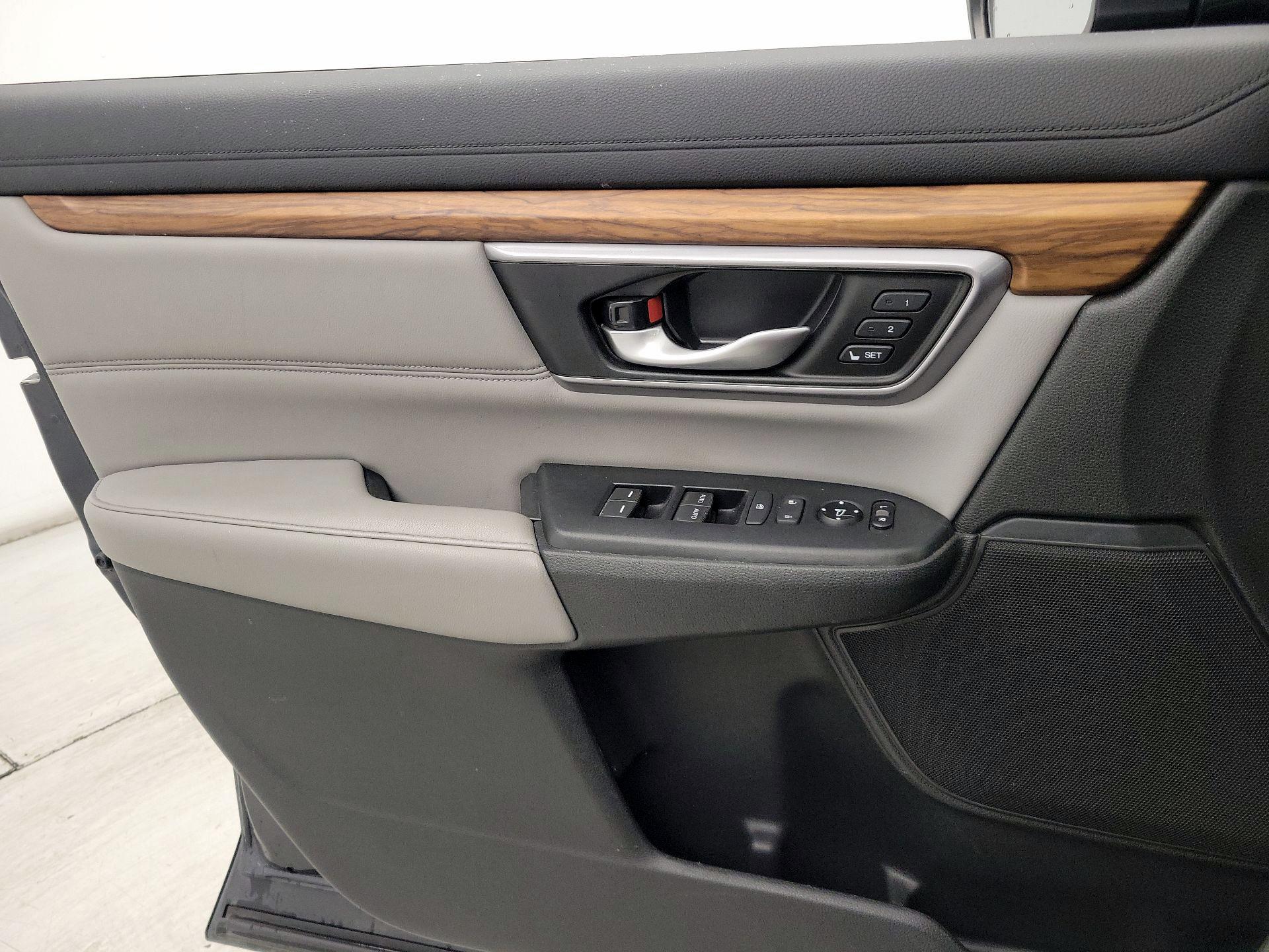 Thumbnail: 2017 Honda CR-V - 12