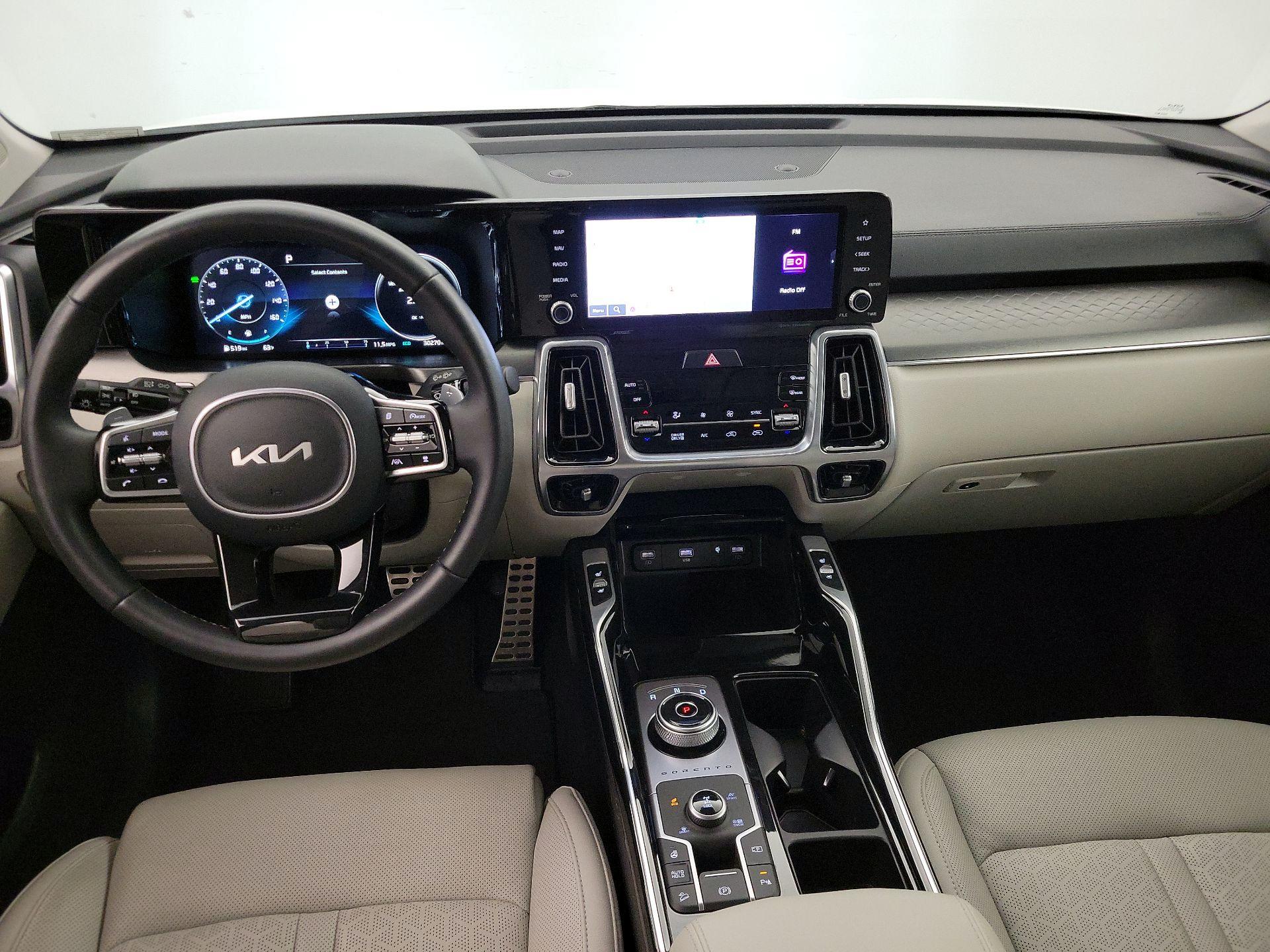 Thumbnail: 2023 Kia Sorento - 9