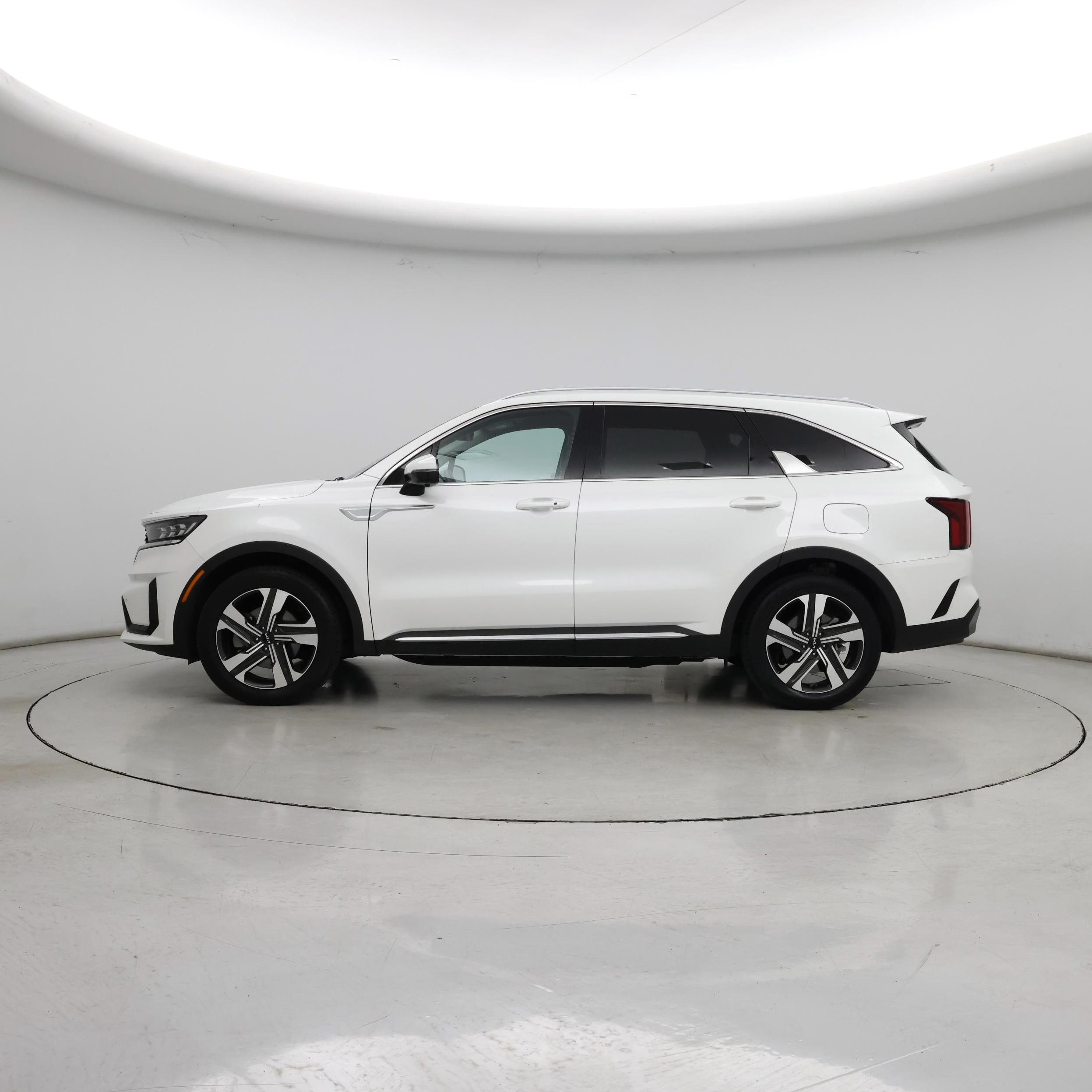 Thumbnail: 2023 Kia Sorento - 3