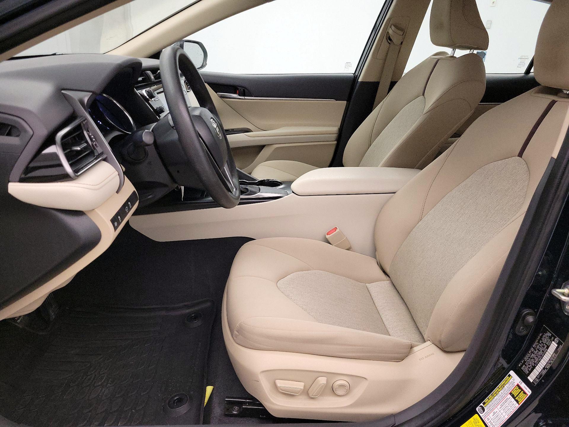 Thumbnail: 2020 Toyota Camry - 11