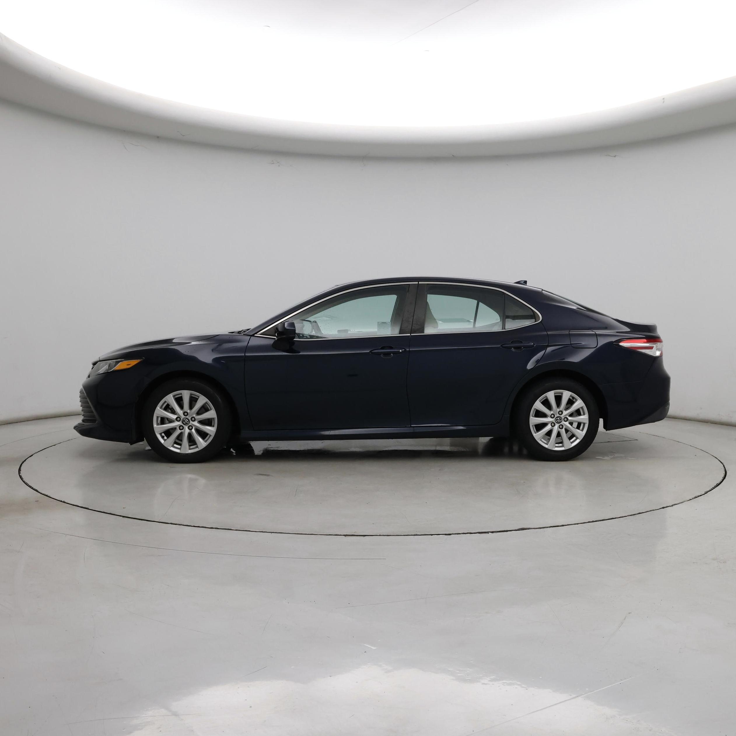 Thumbnail: 2020 Toyota Camry - 3