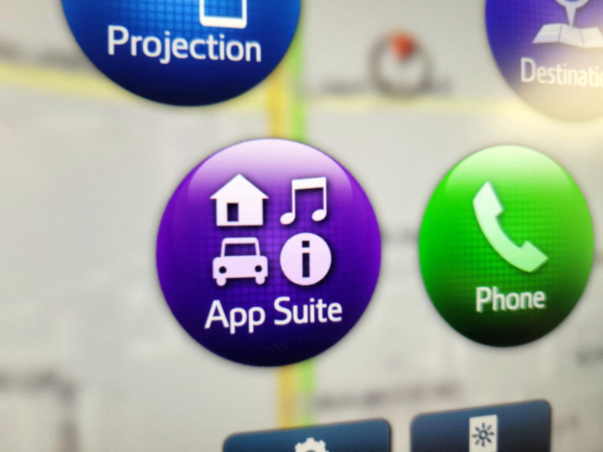 Thumbnail: 2021 Toyota Prius Prime - 16