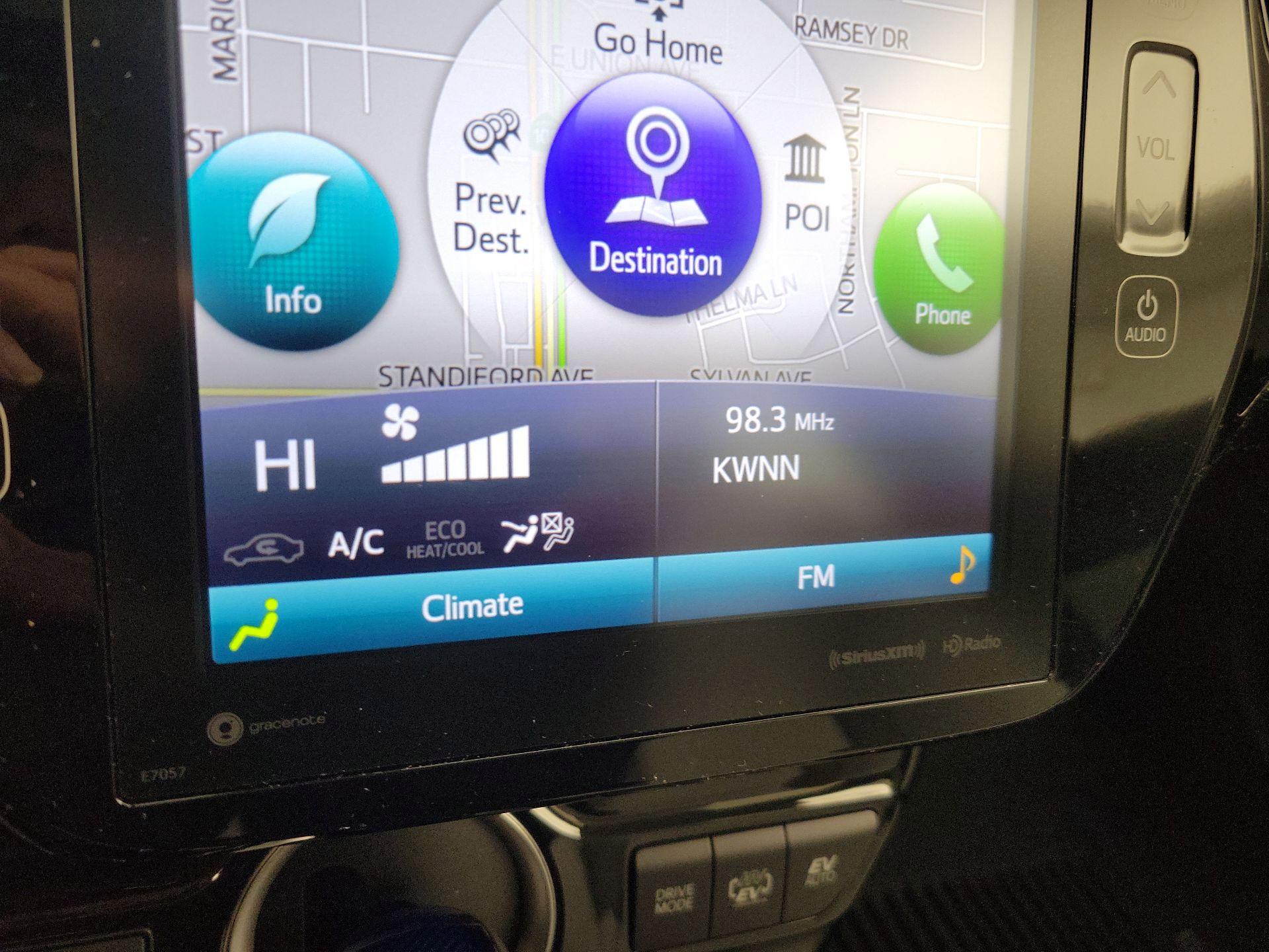 Thumbnail: 2021 Toyota Prius Prime - 17