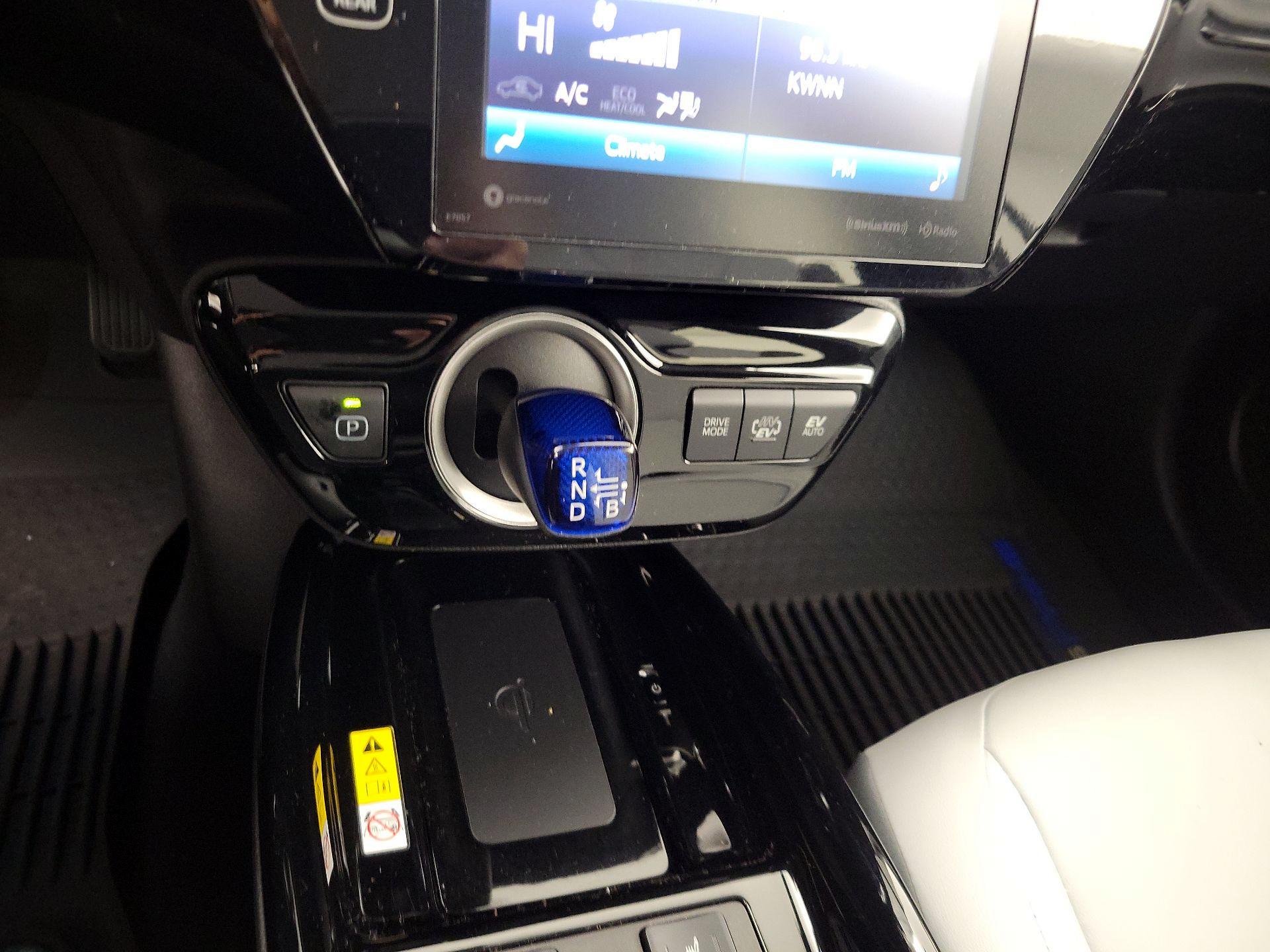 Thumbnail: 2021 Toyota Prius Prime - 18